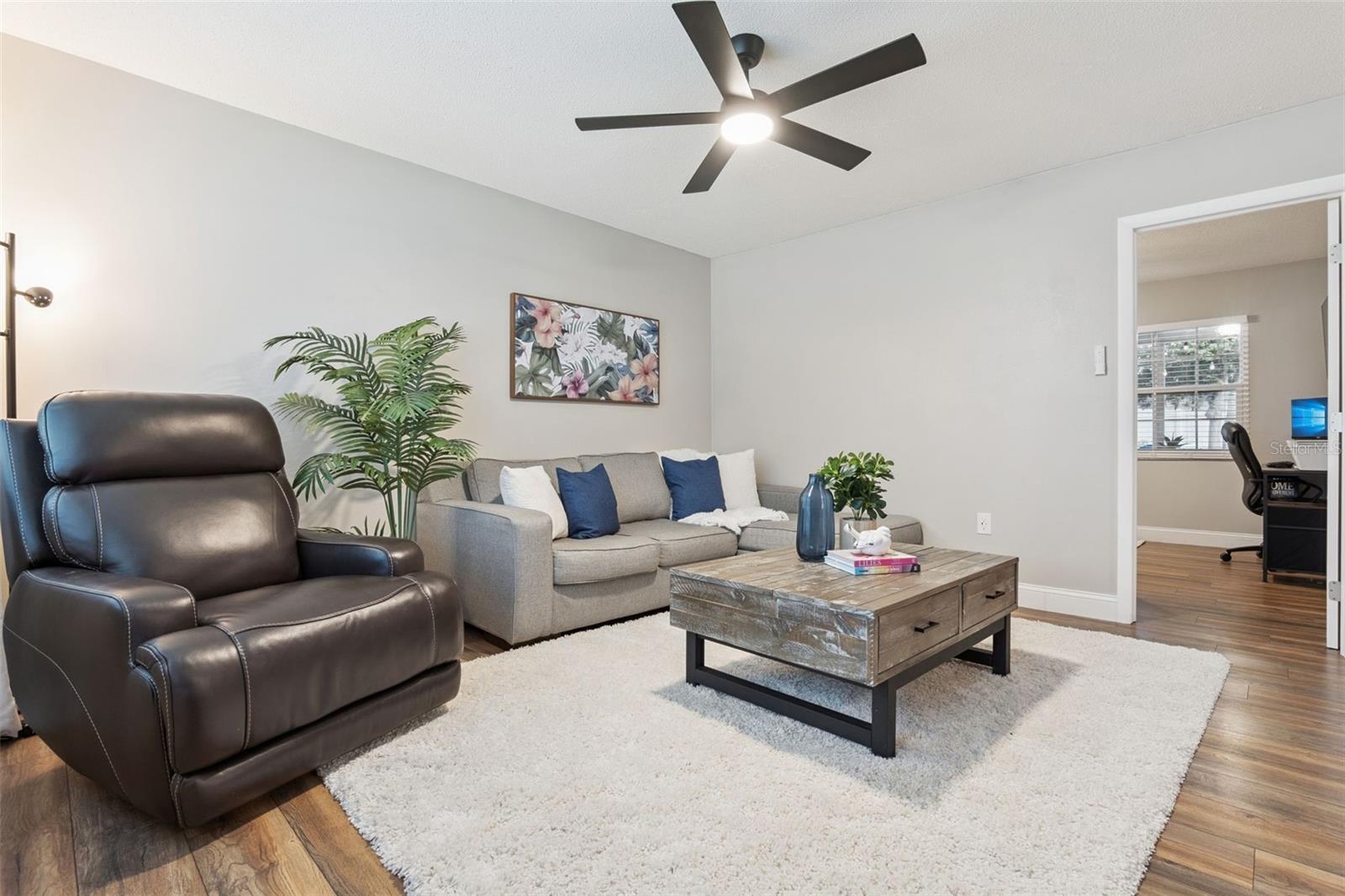 DELTONA LAKES UN 8 - Residential