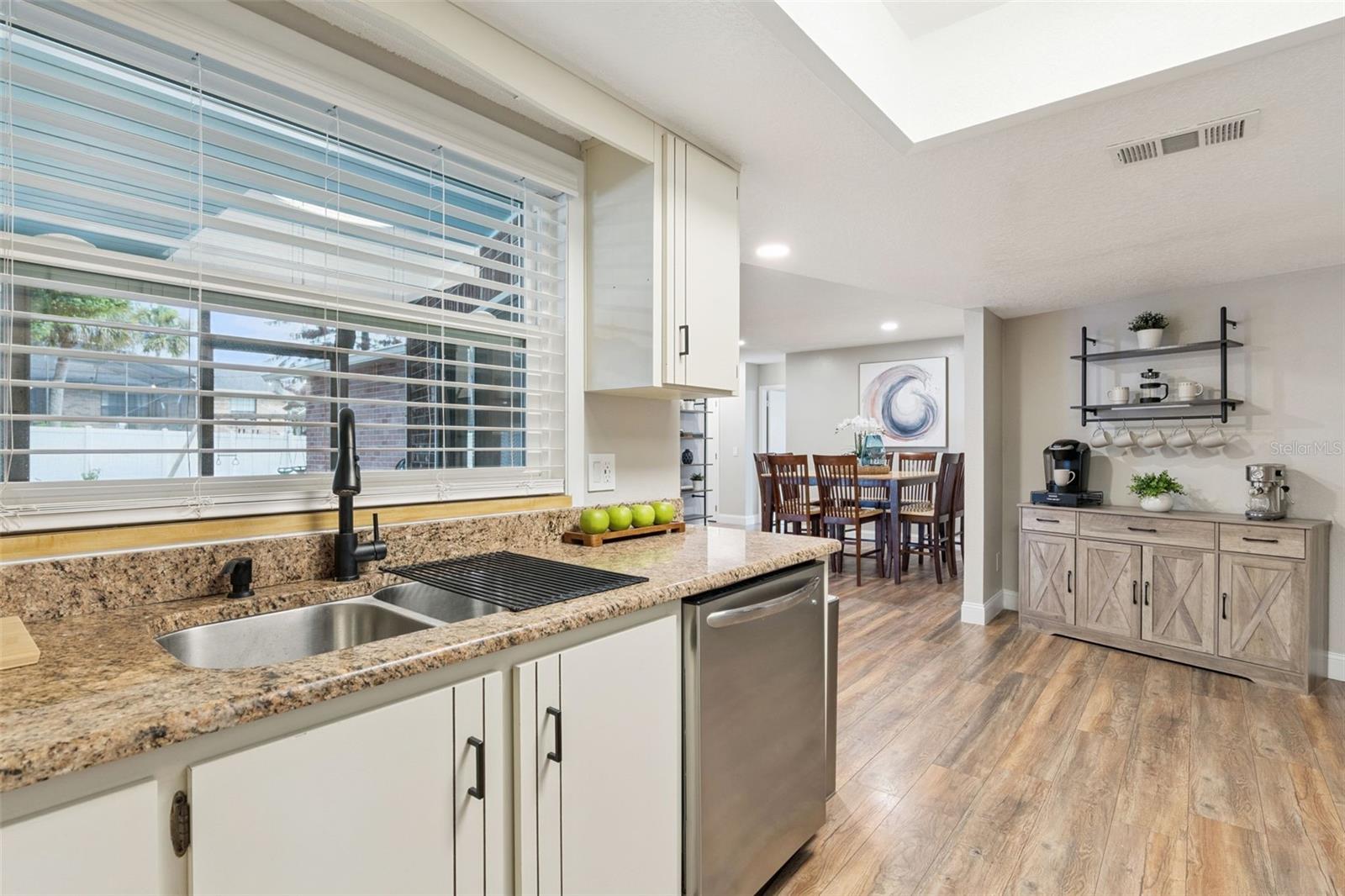 DELTONA LAKES UN 8 - Residential