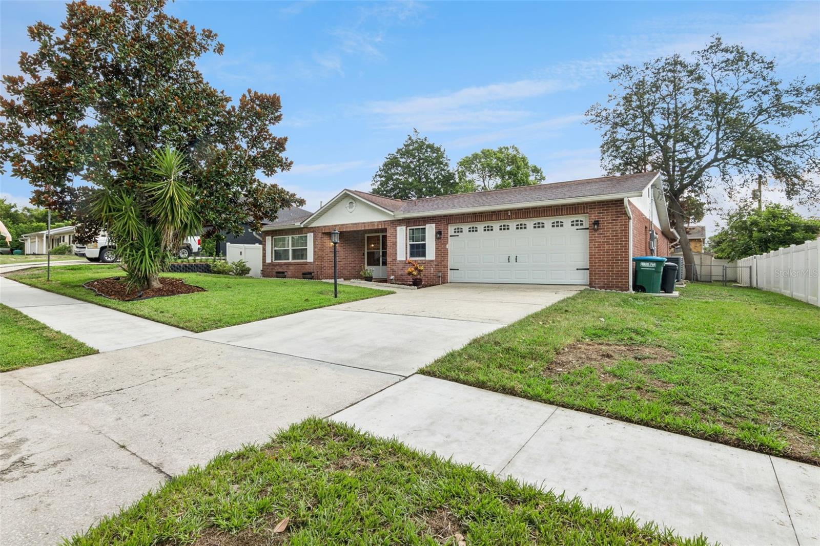 DELTONA LAKES UN 8 - Residential