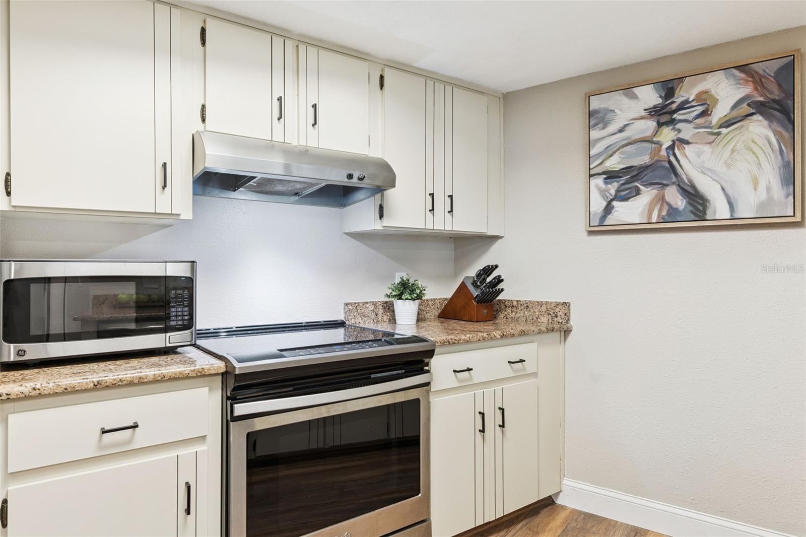 DELTONA LAKES UN 8 - Residential