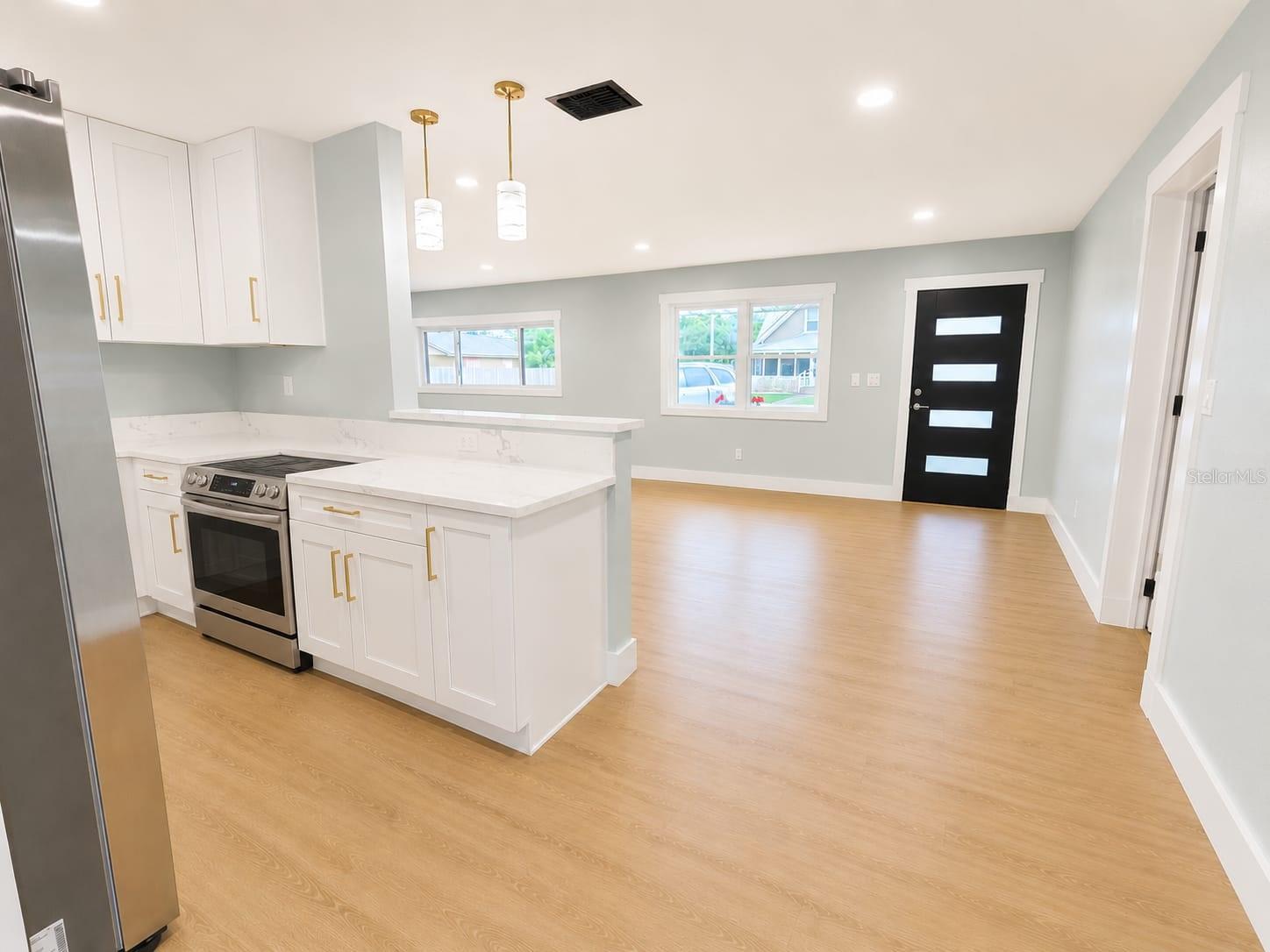 PINELLAS PARK - Residential