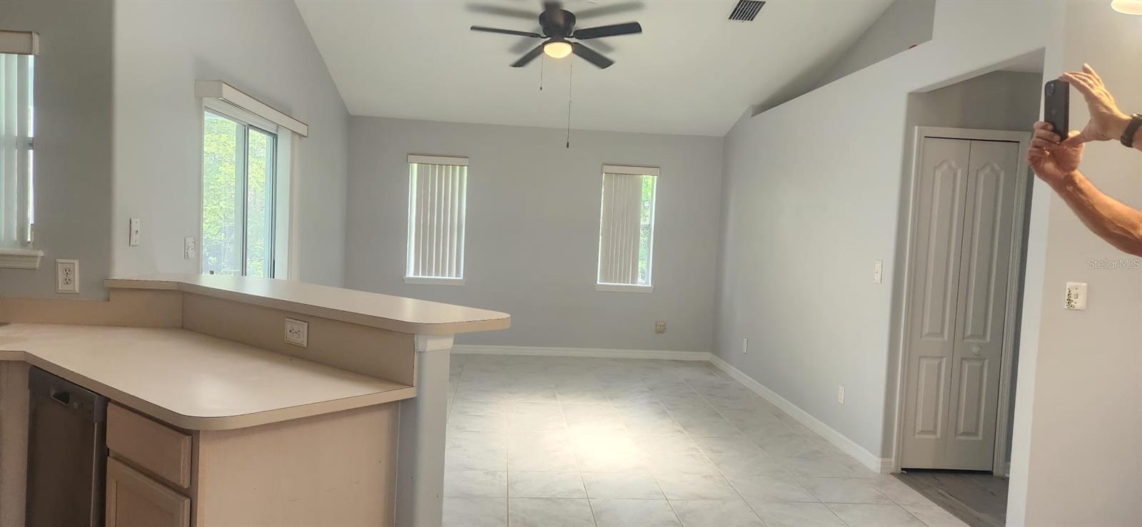WEST LAKE VILLAGE UNIT 02 - Residential Lease