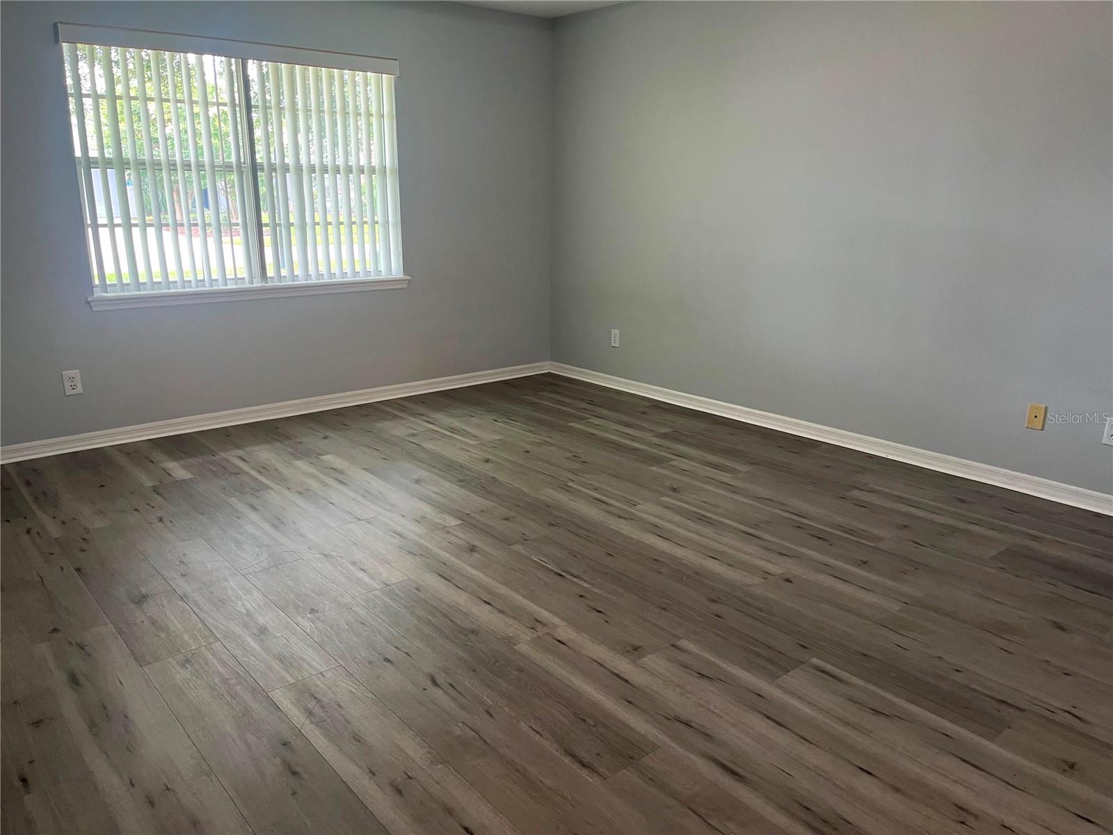 WEST LAKE VILLAGE UNIT 02 - Residential Lease