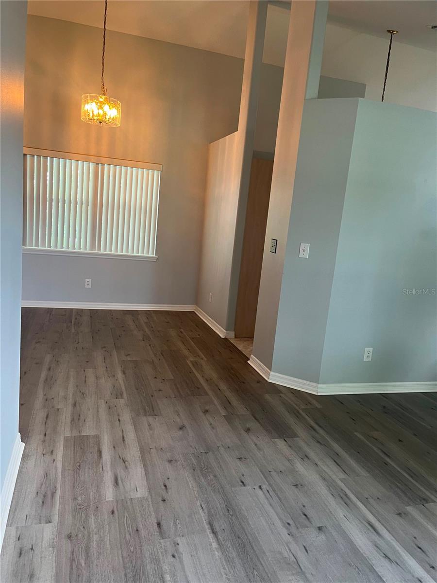 WEST LAKE VILLAGE UNIT 02 - Residential Lease