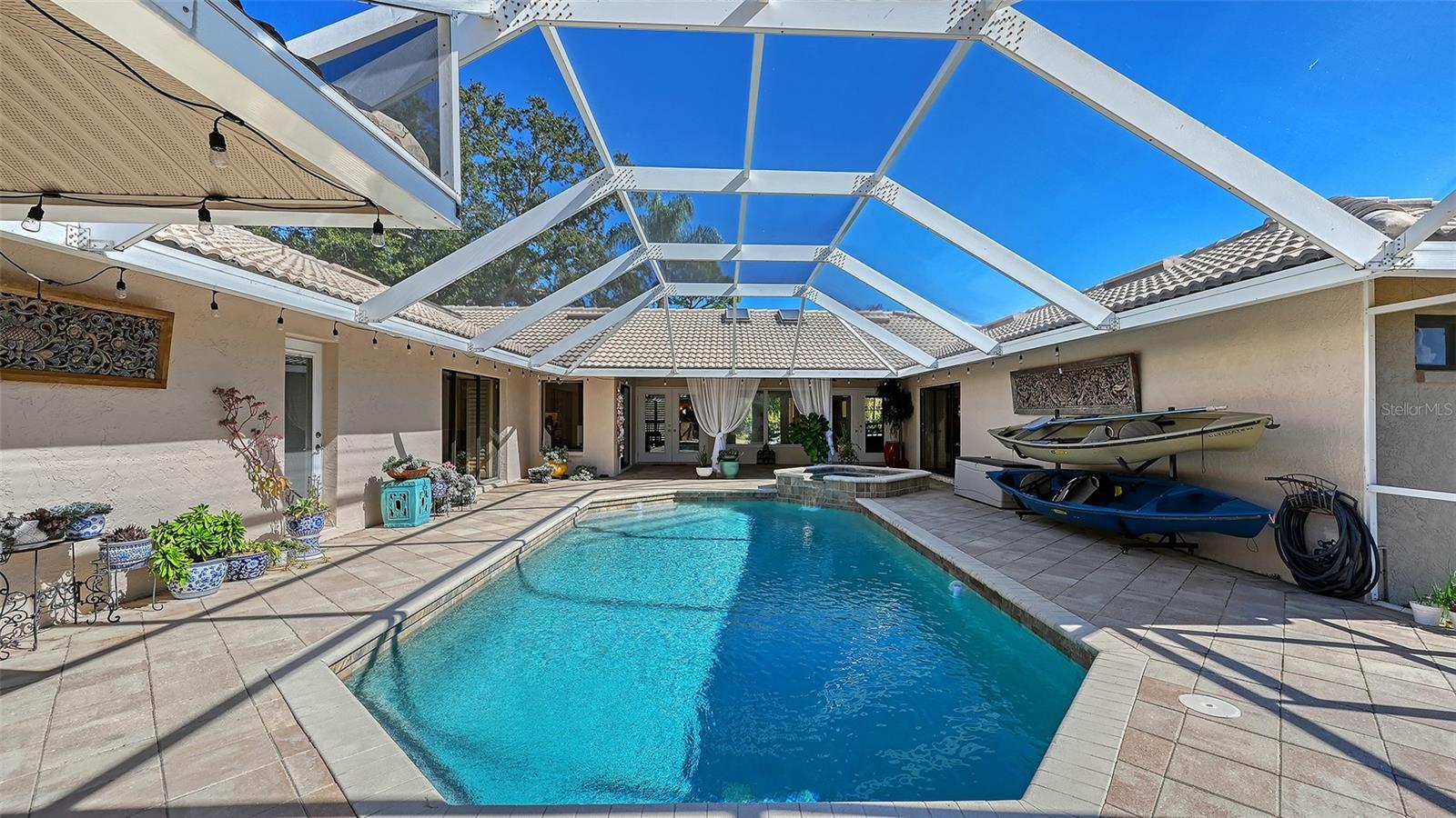 SORRENTO WOODS - Residential