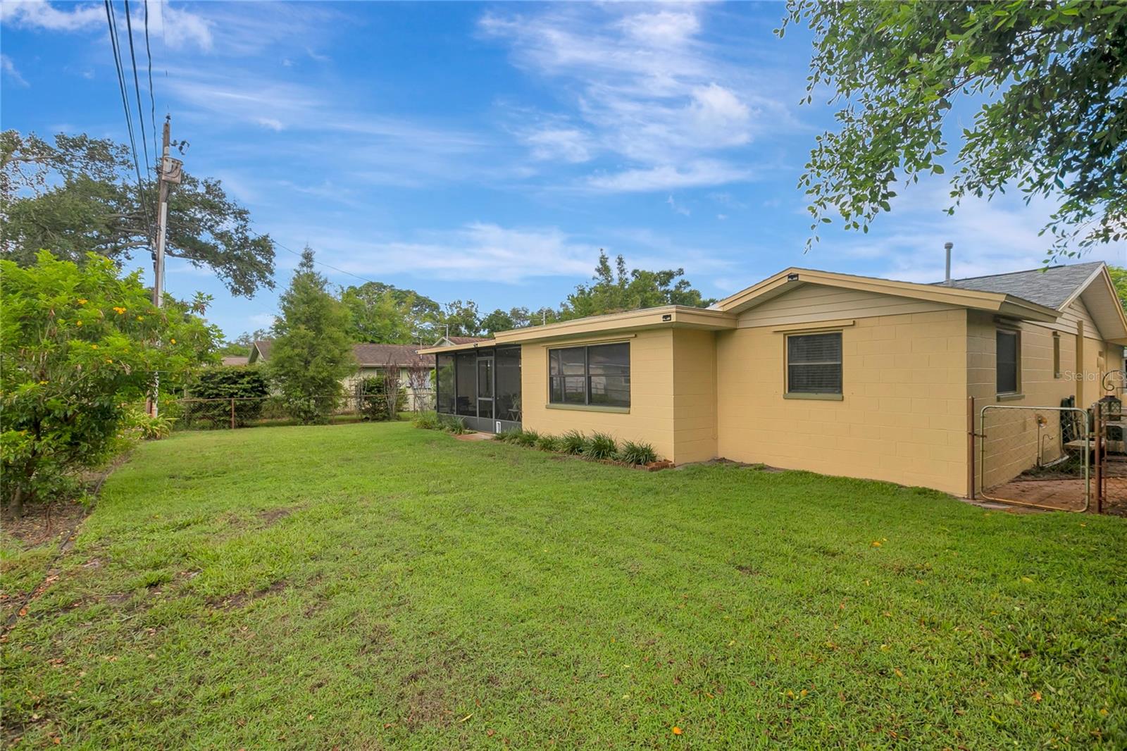 CROSS BAYOU ESTATES 3RD ADD - Residential