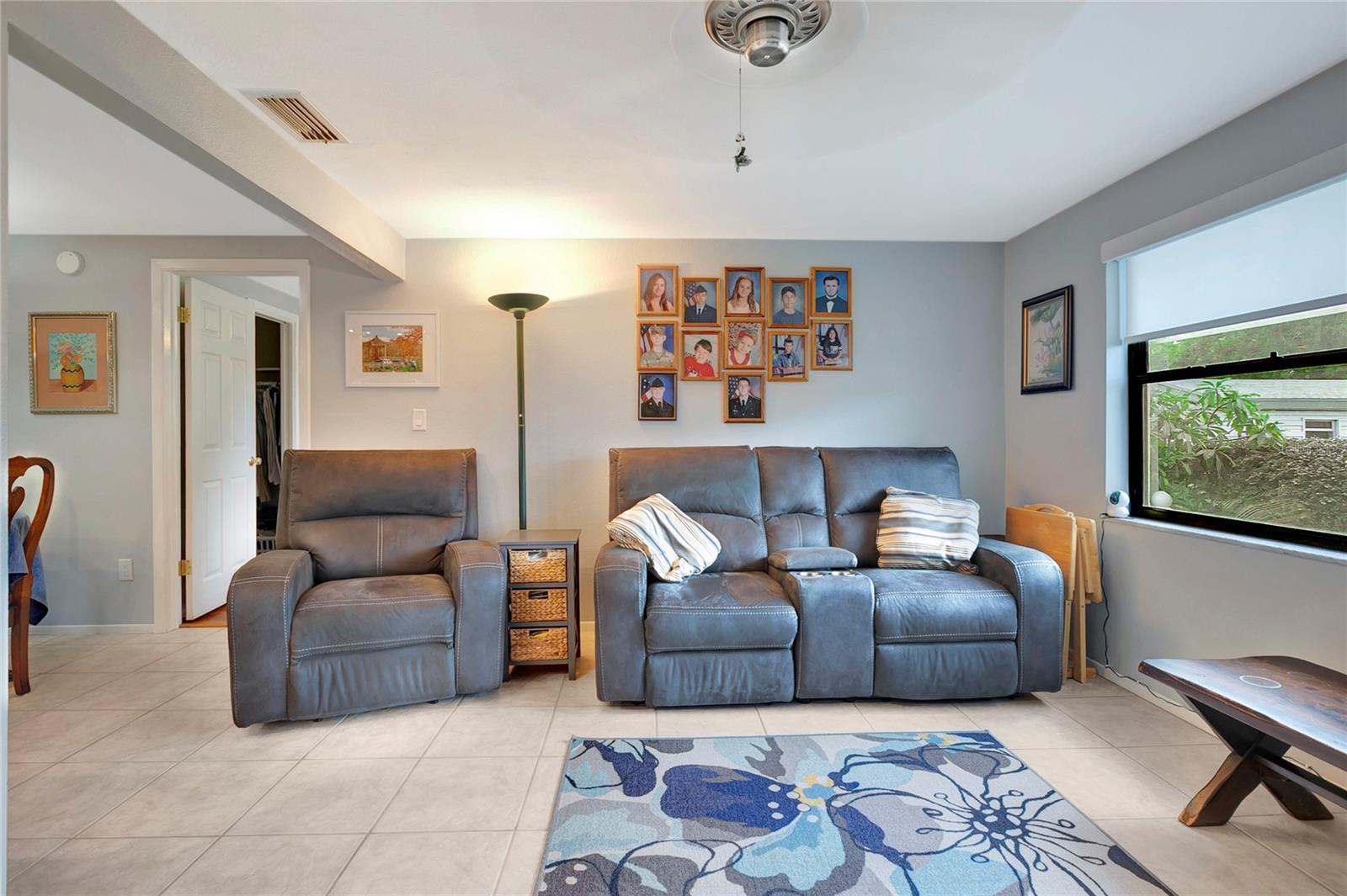 CROSS BAYOU ESTATES 3RD ADD - Residential