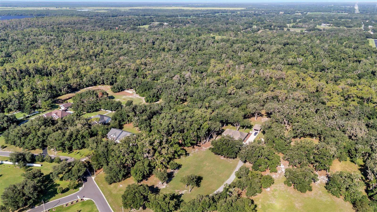 PLANTATION OAKS - Land