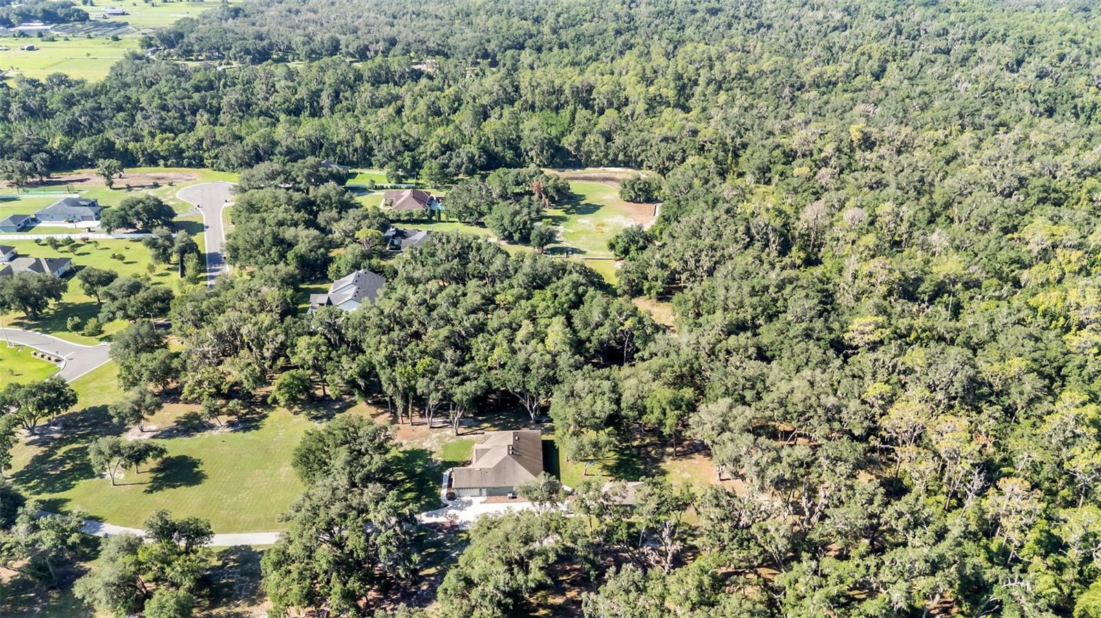 PLANTATION OAKS - Land