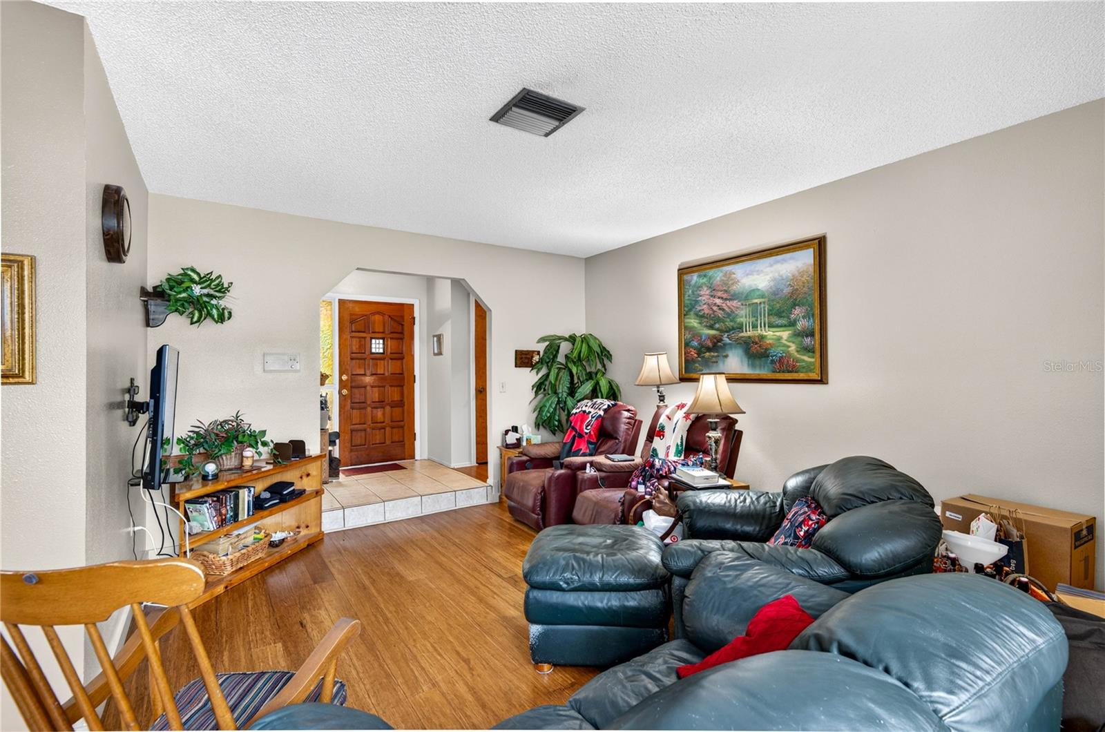 LAKESIDE WOODLANDS - Residential