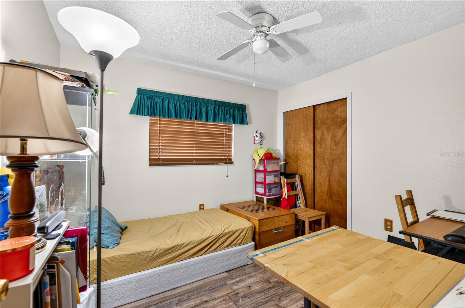 LAKESIDE WOODLANDS - Residential
