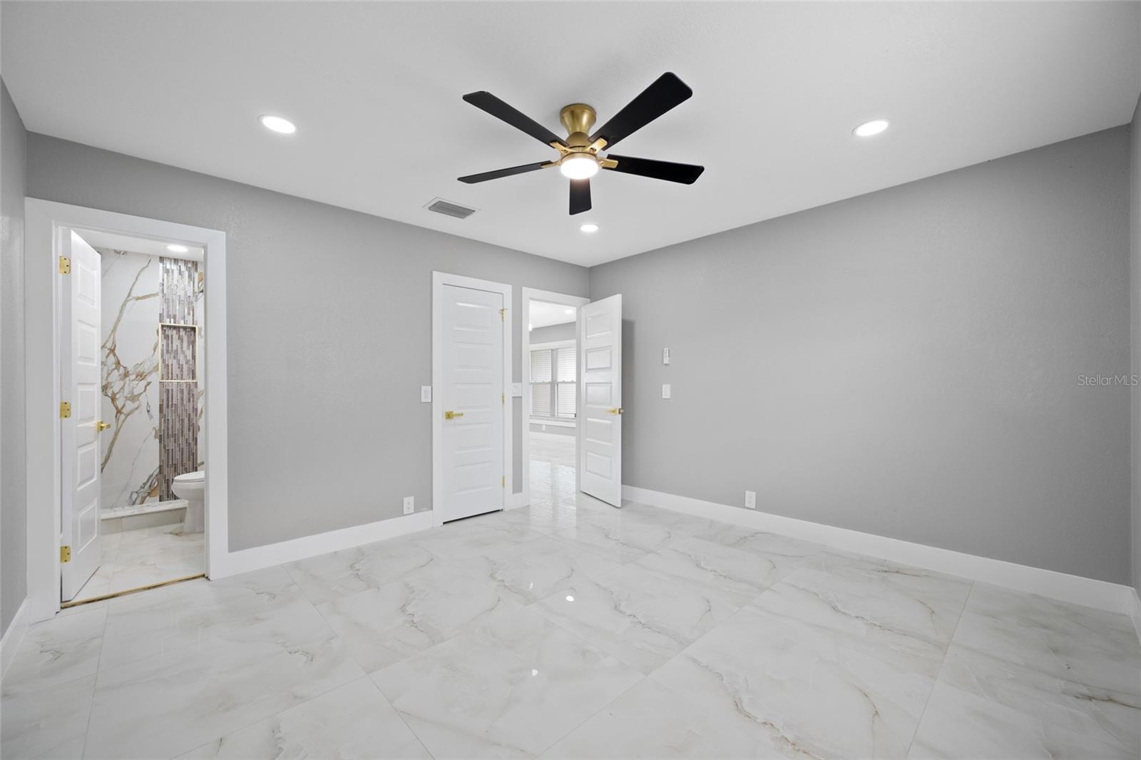 GROVE PARK ESTATES UNIT 7 - Residential
