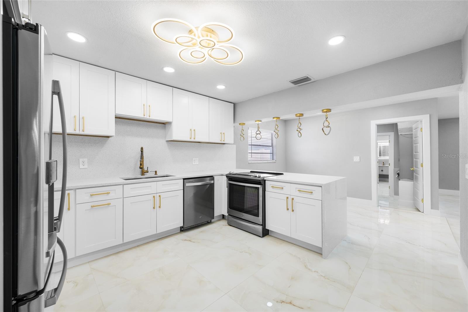 GROVE PARK ESTATES UNIT 7 - Residential
