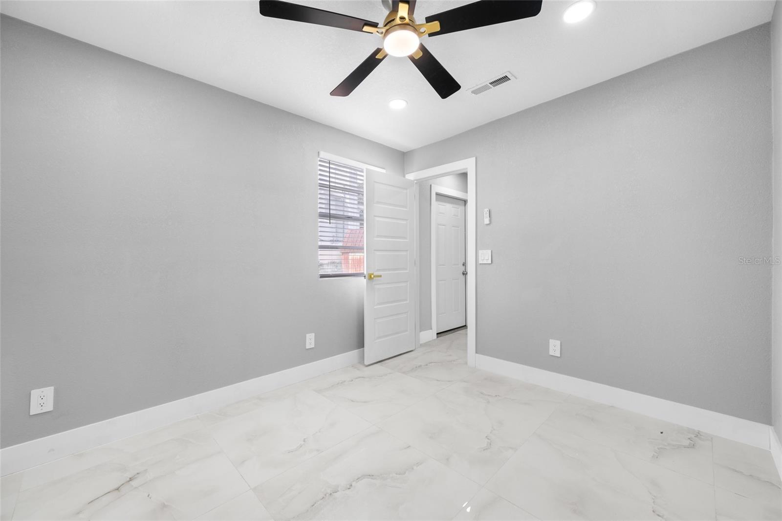 GROVE PARK ESTATES UNIT 7 - Residential