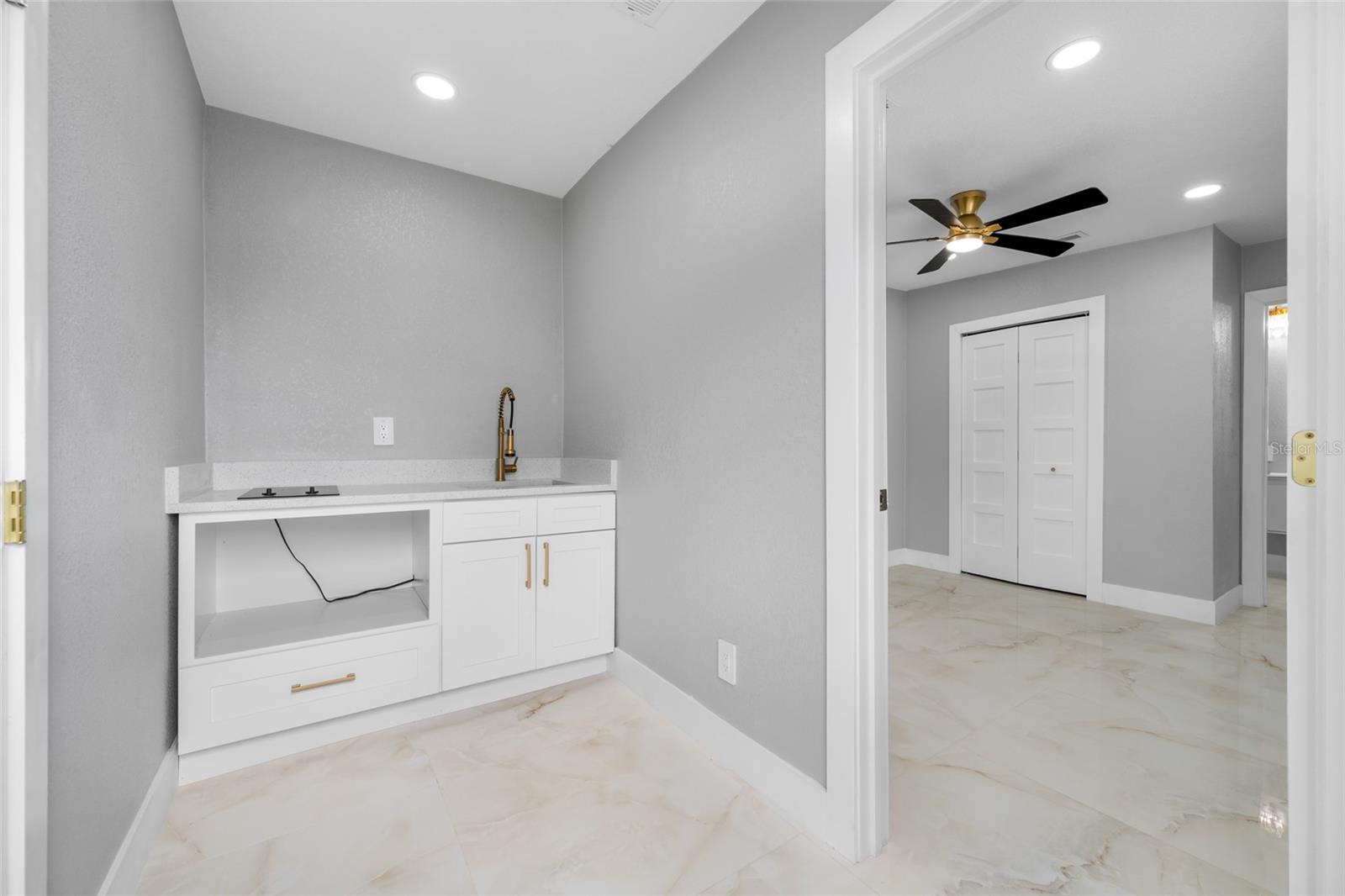 GROVE PARK ESTATES UNIT 7 - Residential