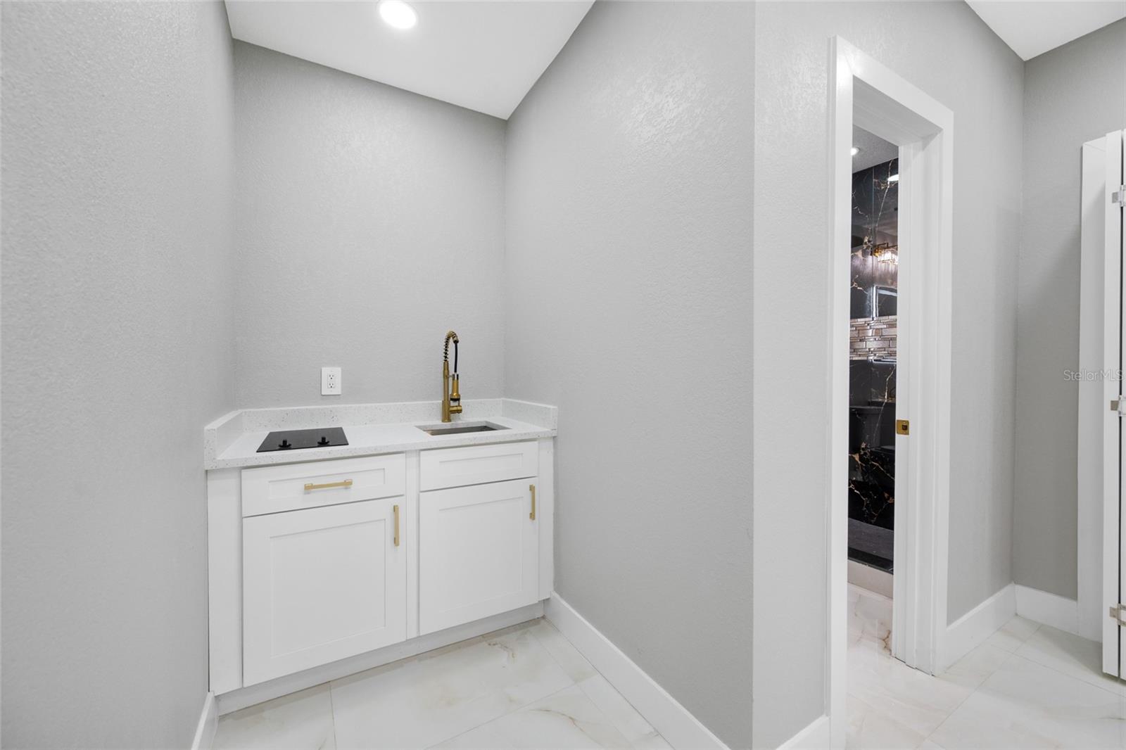 GROVE PARK ESTATES UNIT 7 - Residential