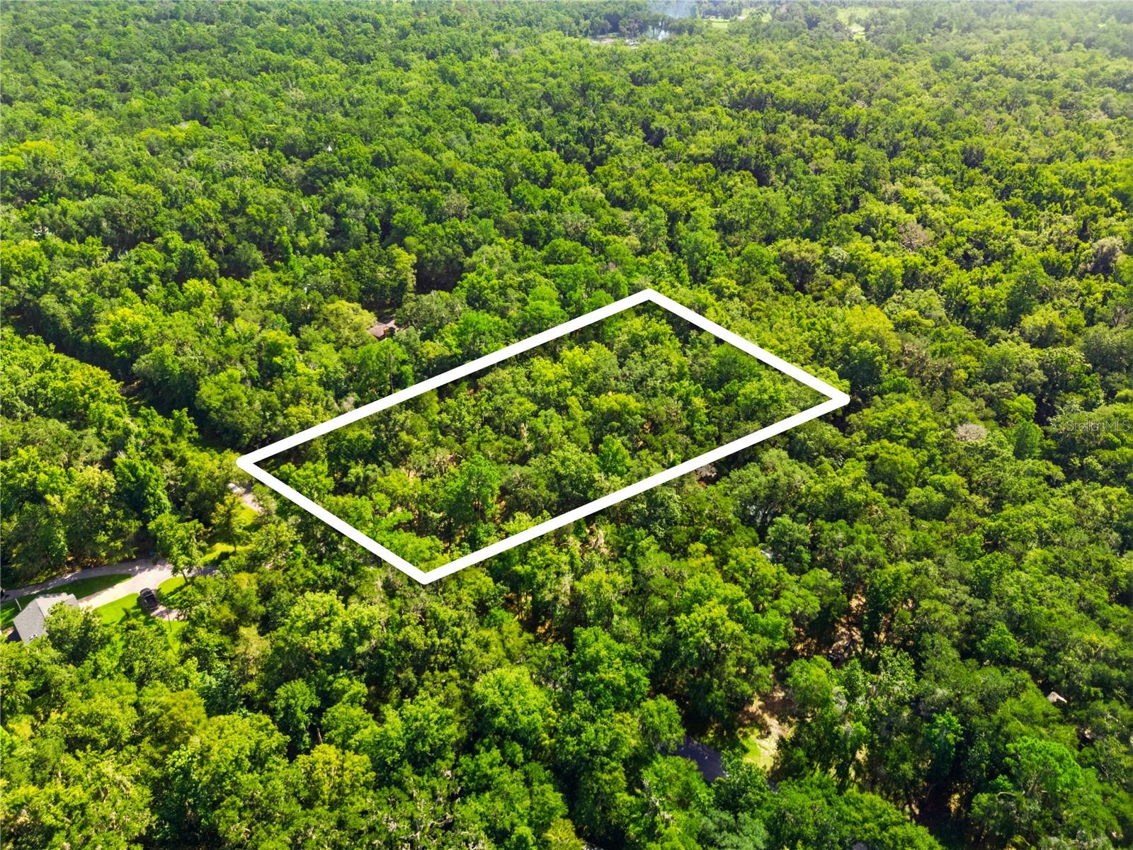 ROYAL OAKS ESTATE - Land