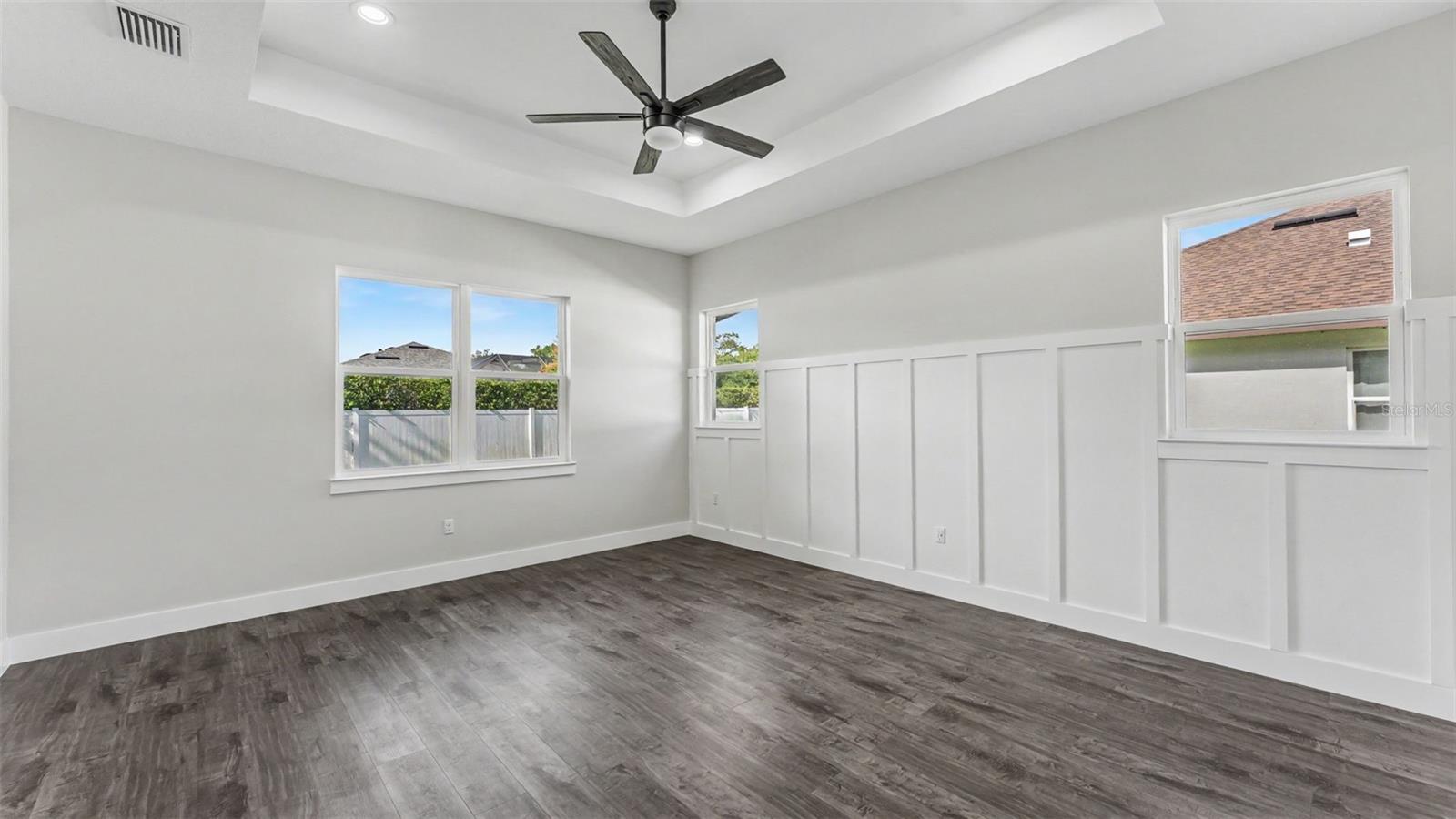 SUNRISE LANDING - Residential