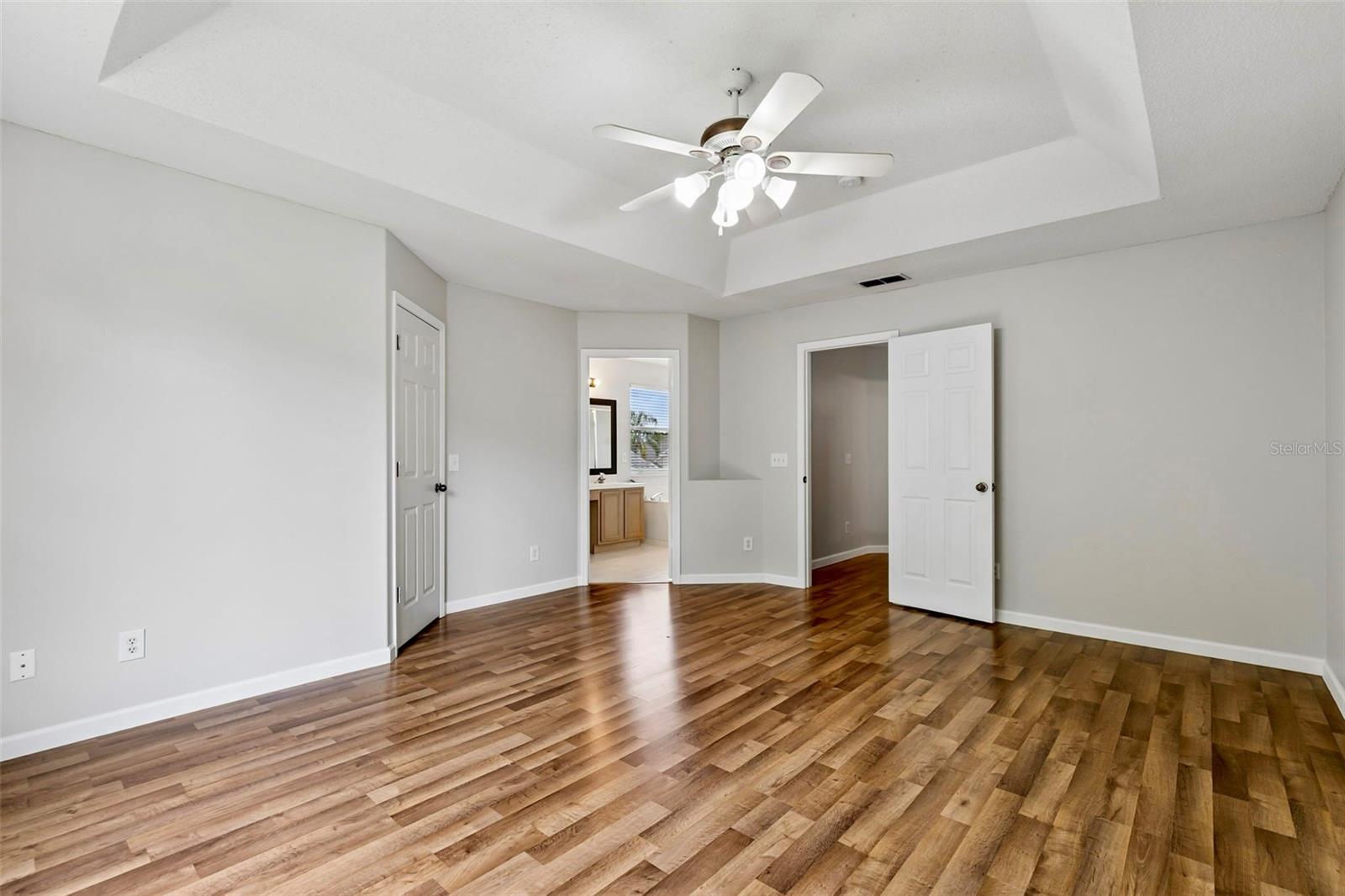 WATERFORD CHASE VILLAGE TR B & - Residential