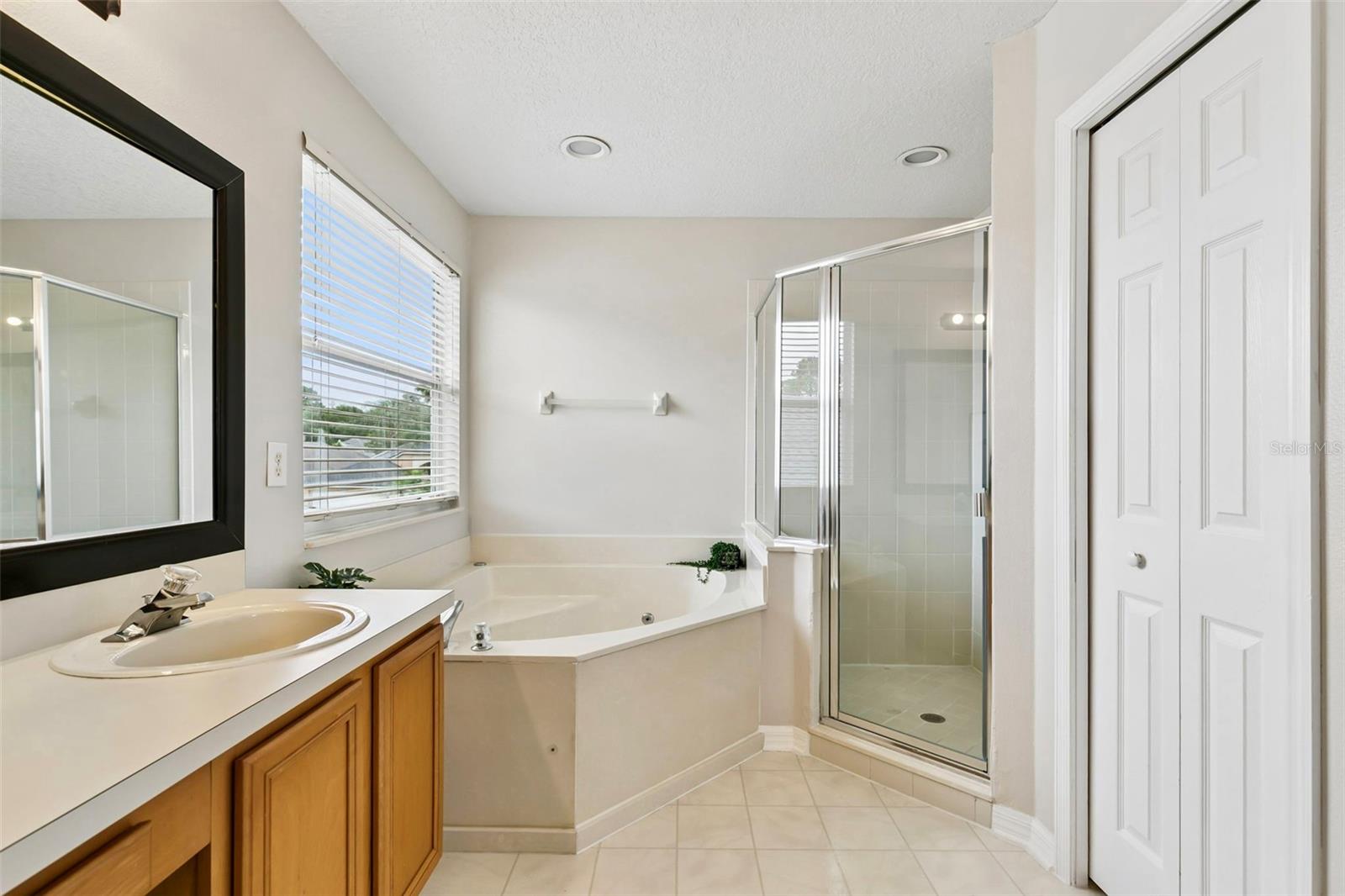 WATERFORD CHASE VILLAGE TR B & - Residential