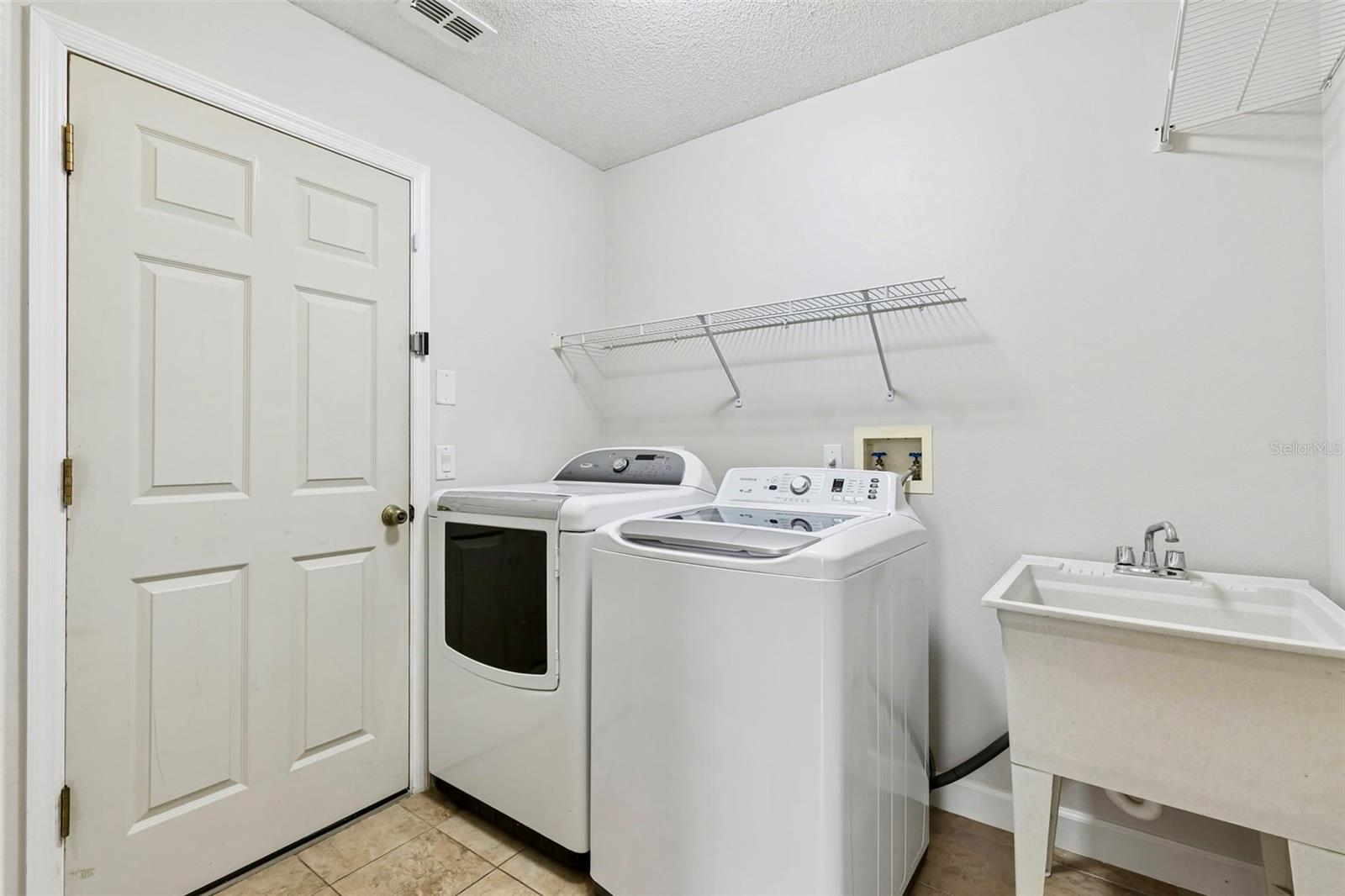 WATERFORD CHASE VILLAGE TR B & - Residential