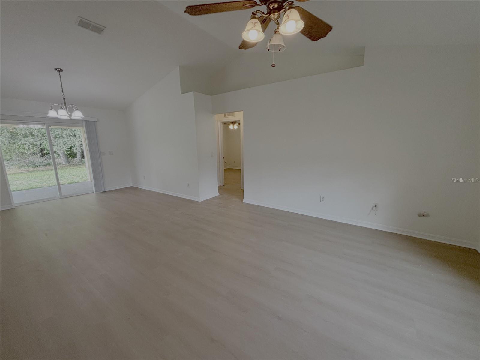 EMERALD POINT - Residential Lease