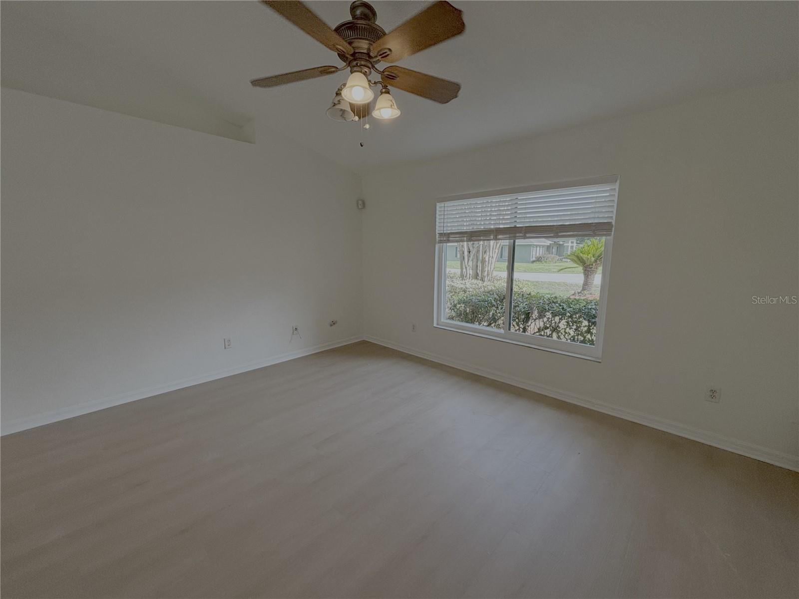 EMERALD POINT - Residential Lease