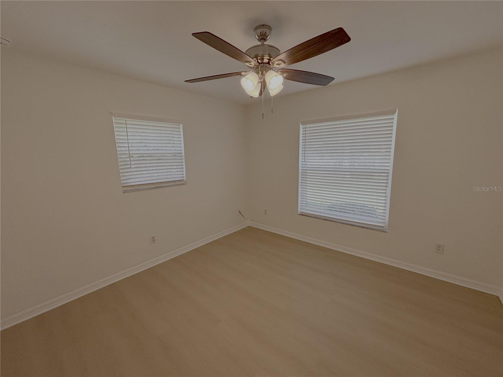 EMERALD POINT - Residential Lease