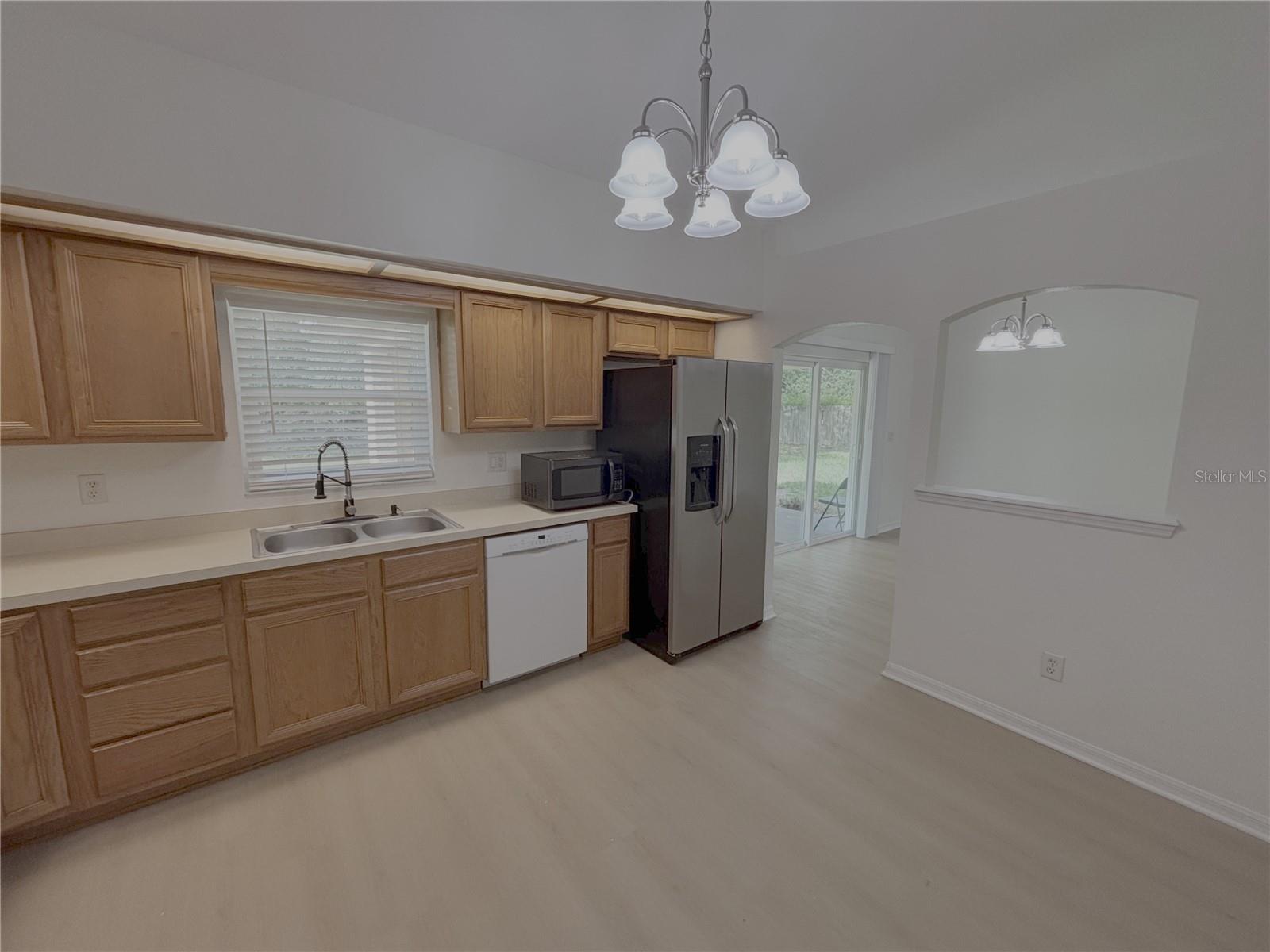 EMERALD POINT - Residential Lease