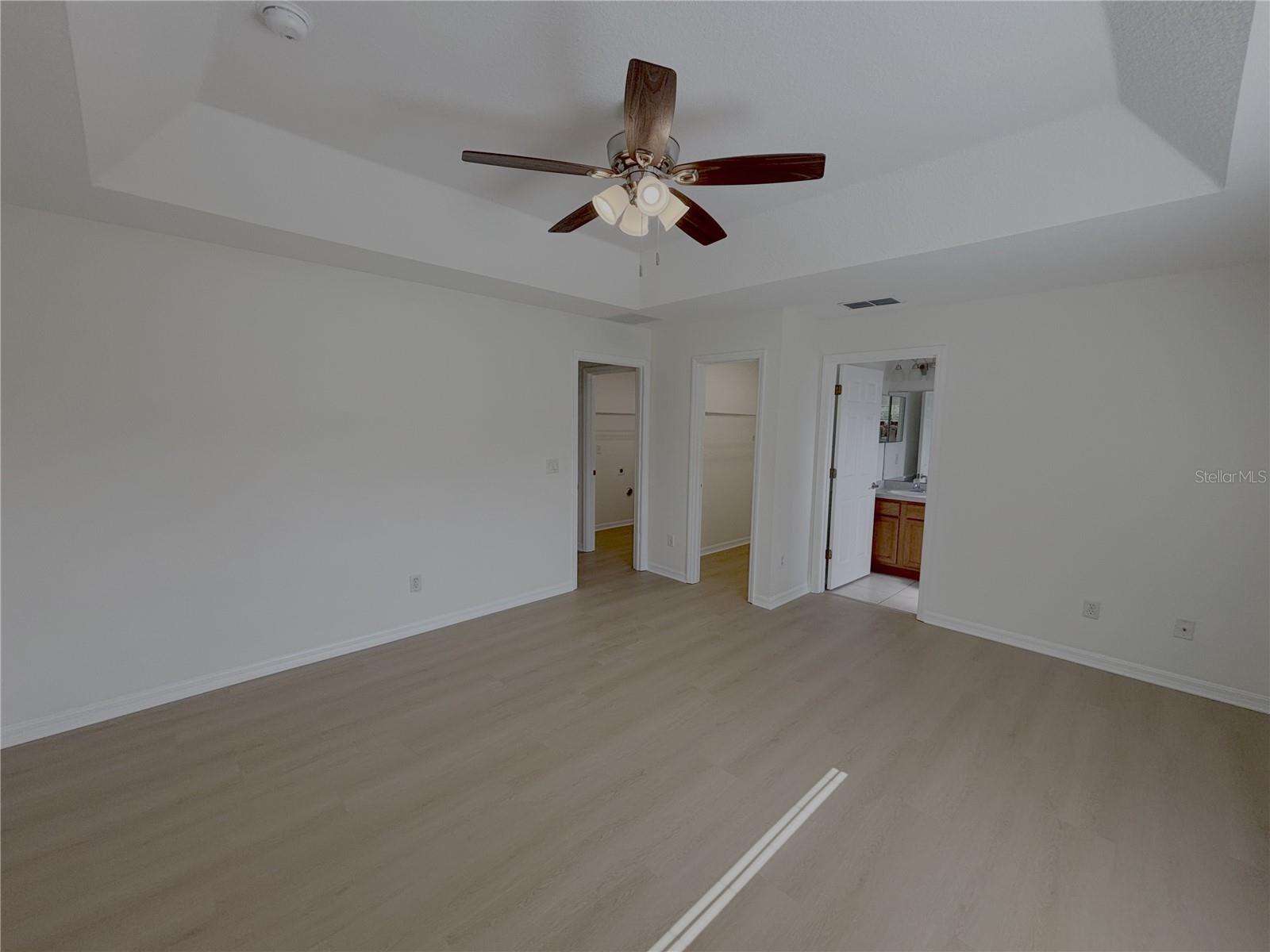 EMERALD POINT - Residential Lease