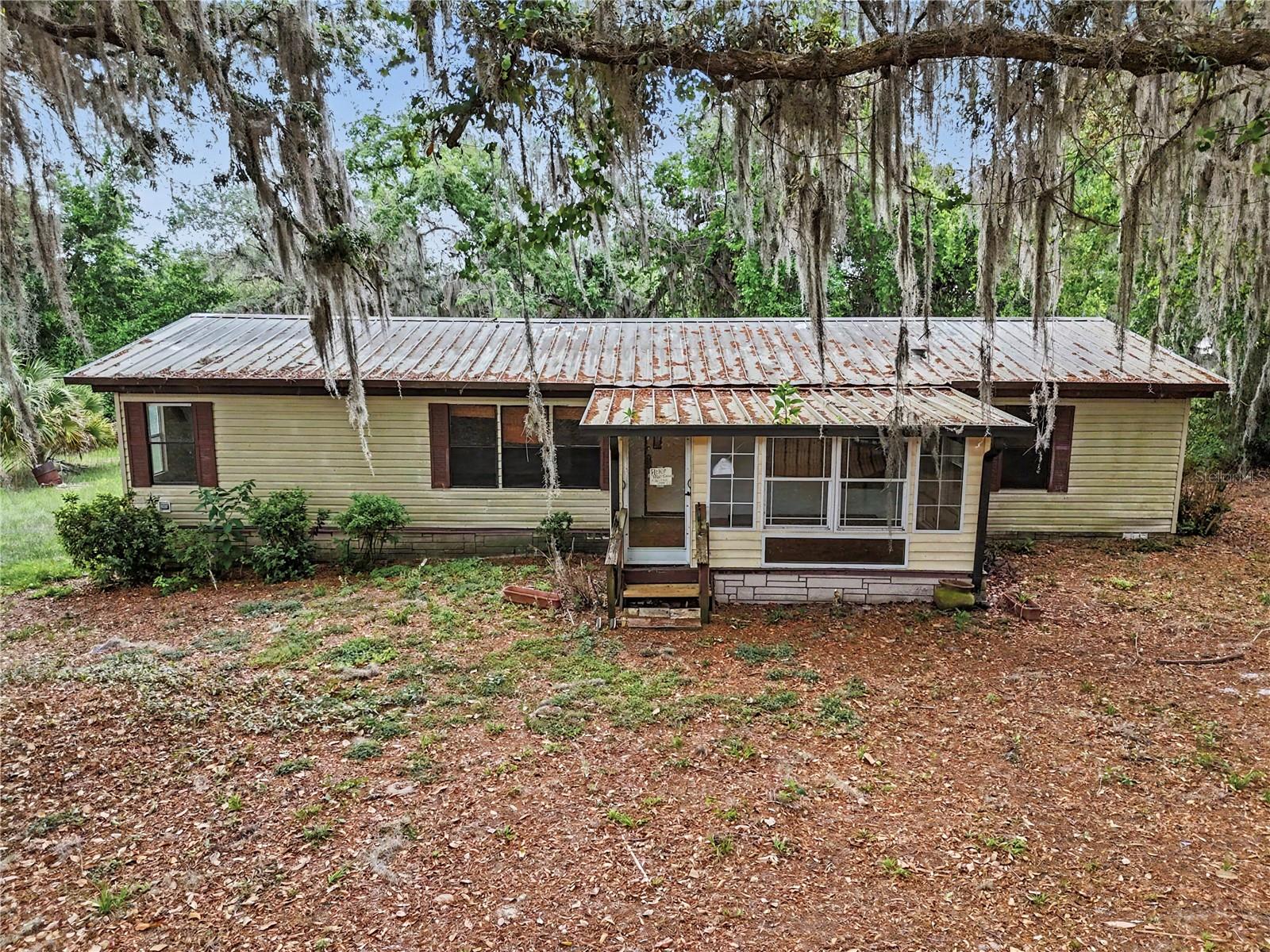 LONG LAKE ACRES - Residential