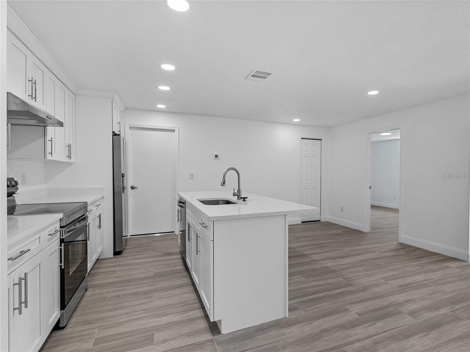 RIO VISTA REP - Residential Lease
