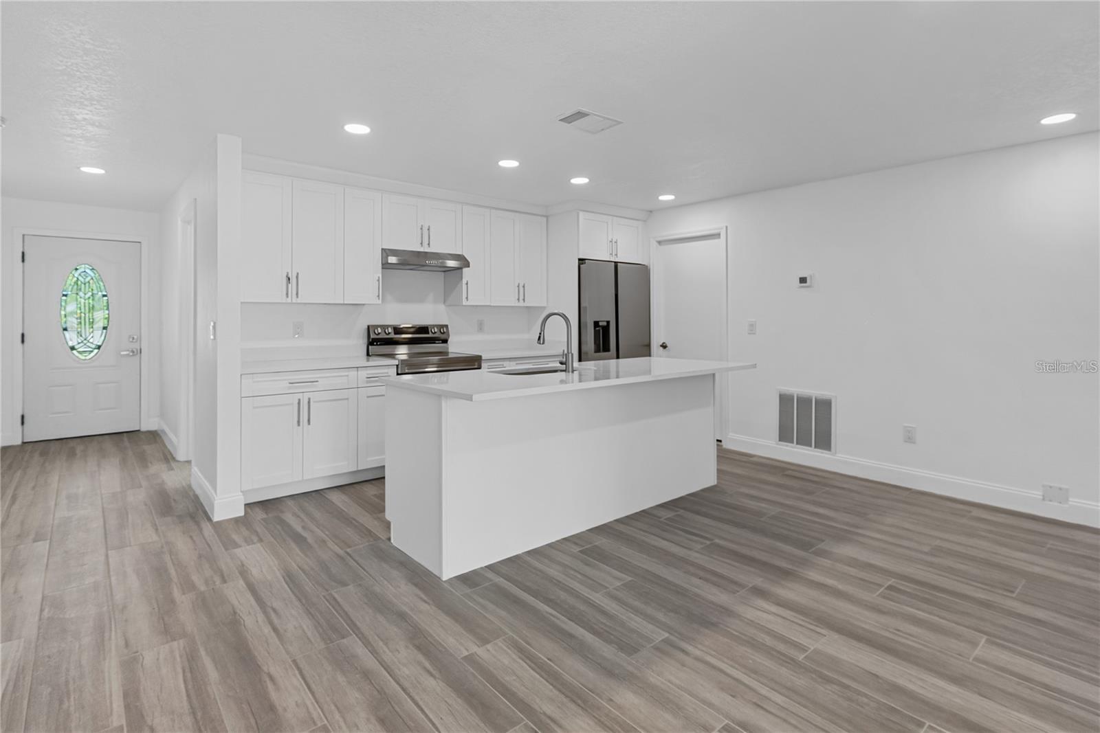 RIO VISTA REP - Residential Lease