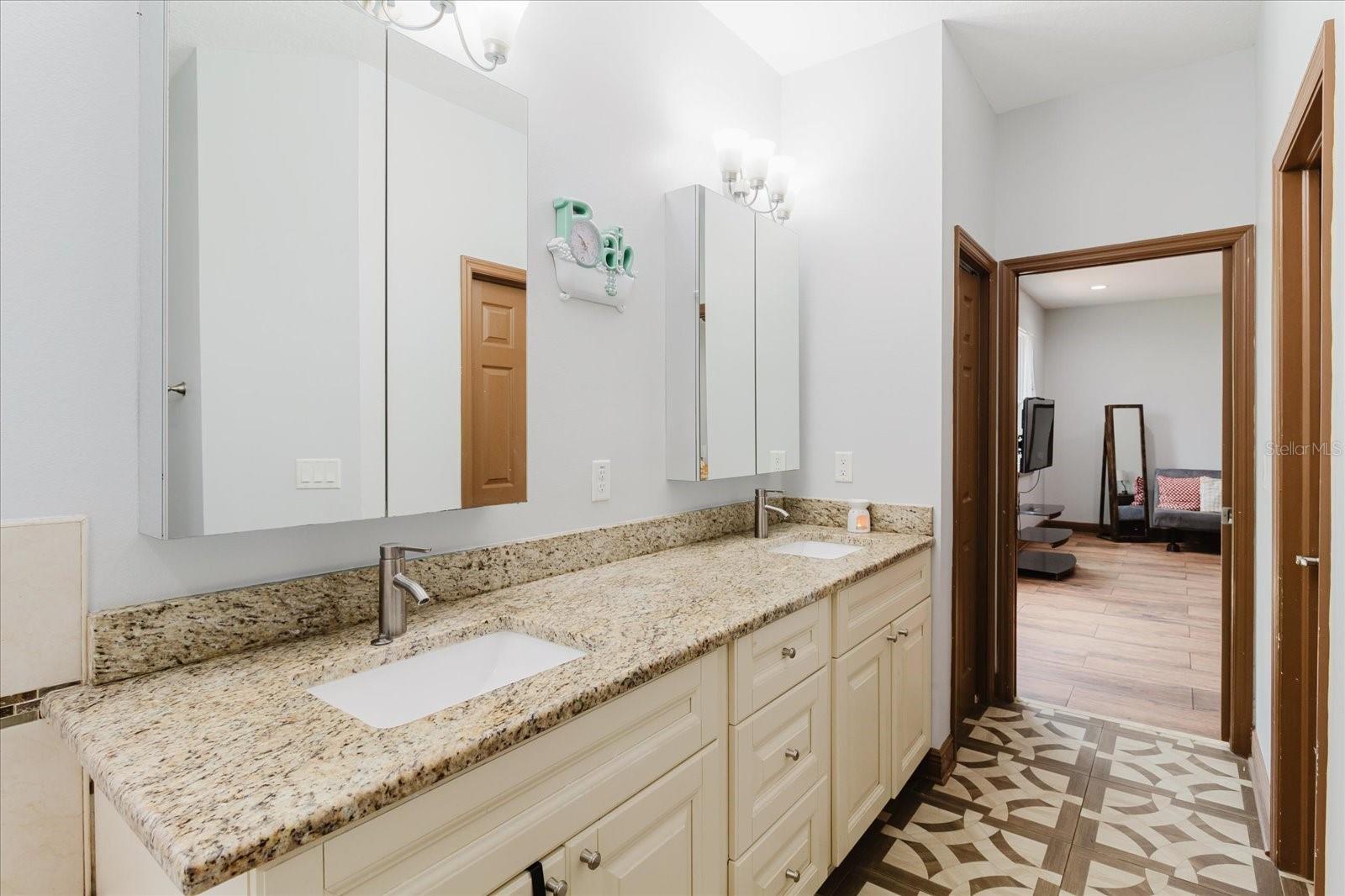 OAKWOOD FOREST SUB - Residential