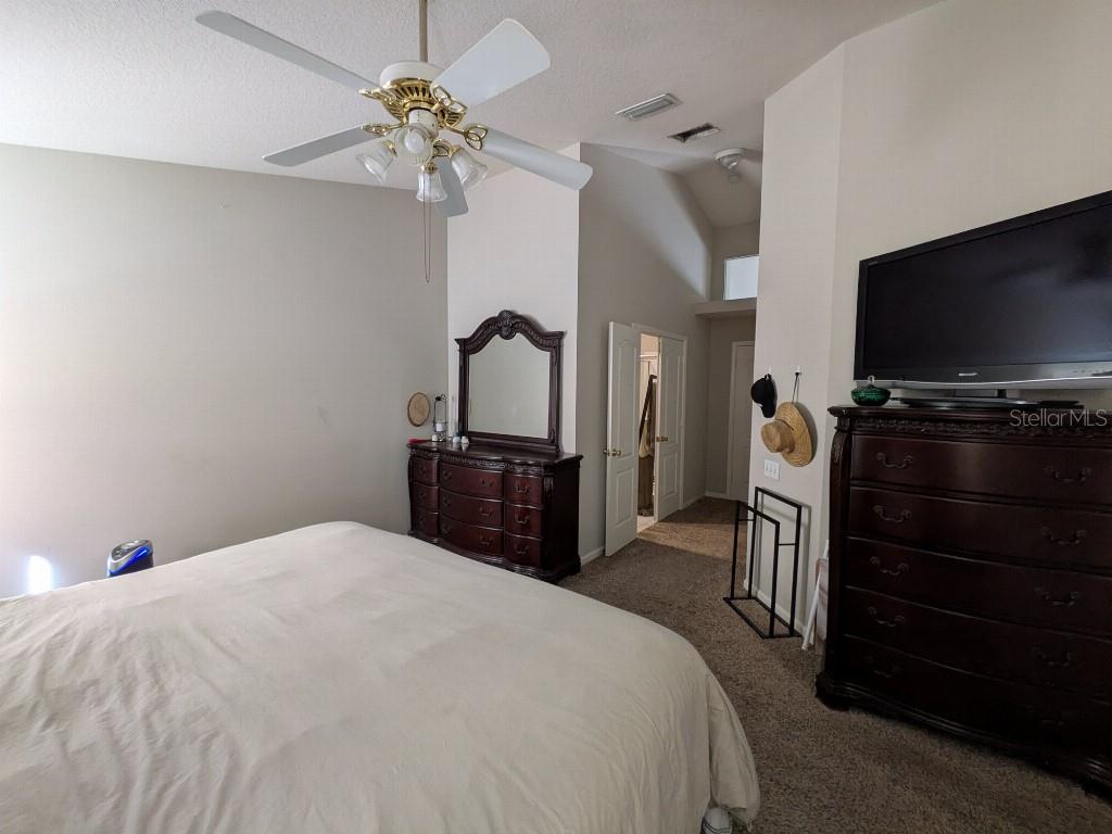 OAKS AT VALRICO - Residential