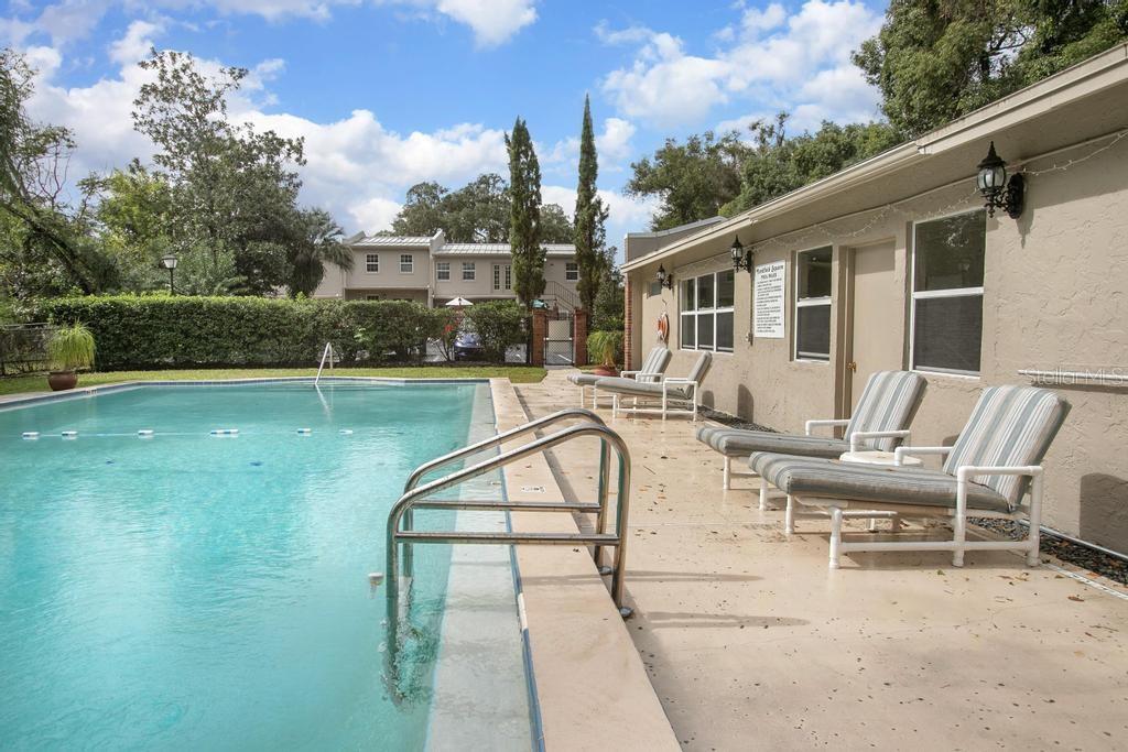 YORKFIELD SQUARE CONDO - Residential