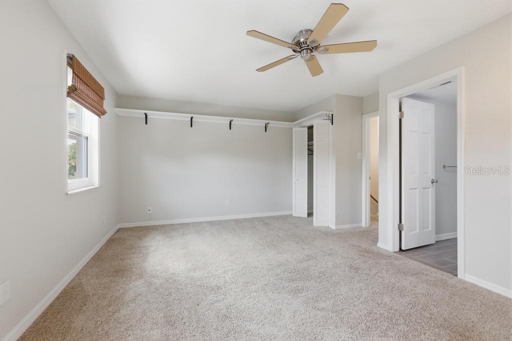 YORKFIELD SQUARE CONDO - Residential