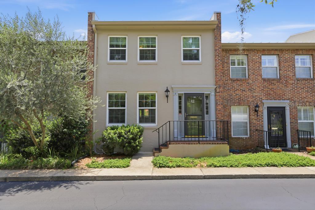 YORKFIELD SQUARE CONDO - Residential