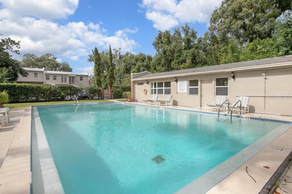 YORKFIELD SQUARE CONDO - Residential