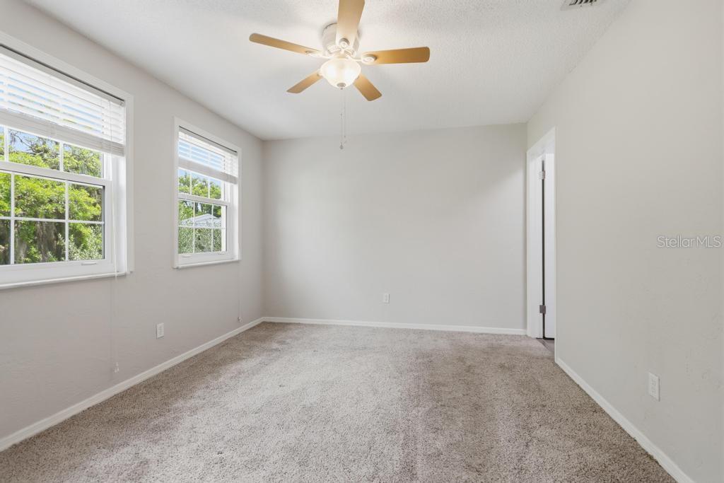 YORKFIELD SQUARE CONDO - Residential