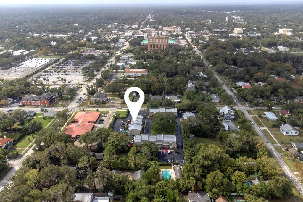 YORKFIELD SQUARE CONDO - Residential