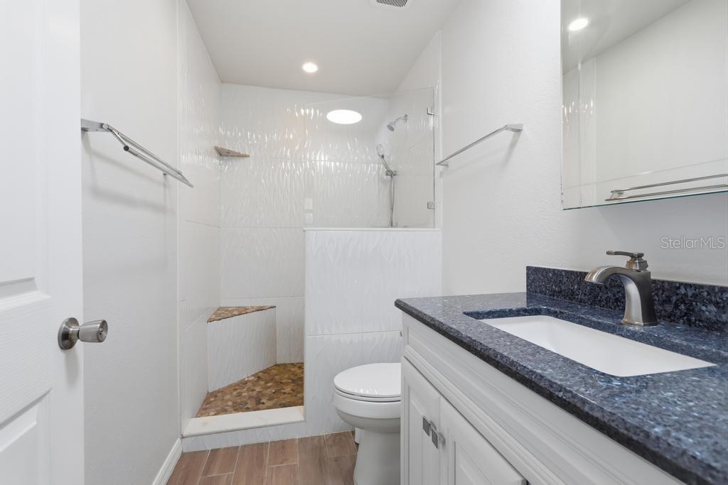 YORKFIELD SQUARE CONDO - Residential