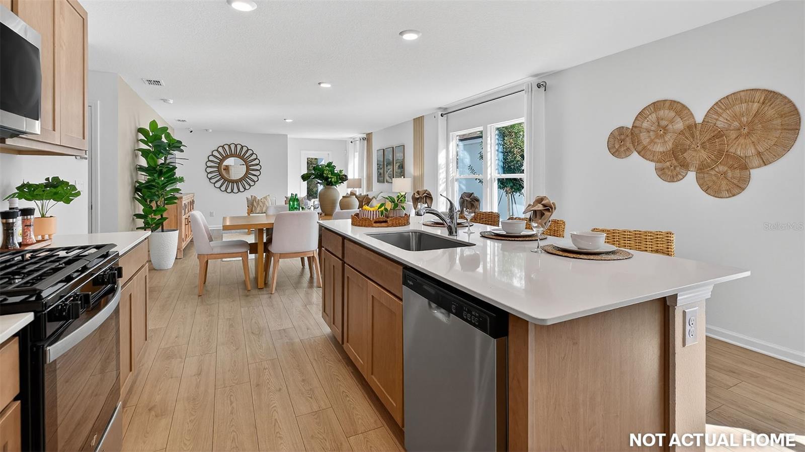 GRAND RESERVE AND GOLF CLUB - Residential