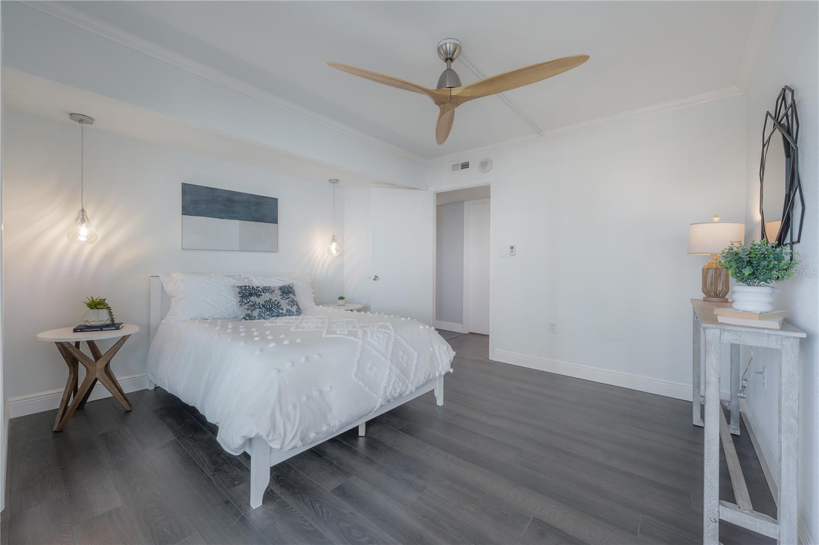THE PINNACLE APTS A CONDO - Residential
