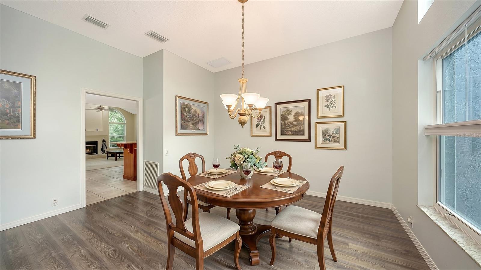 DEER CREEK - Residential