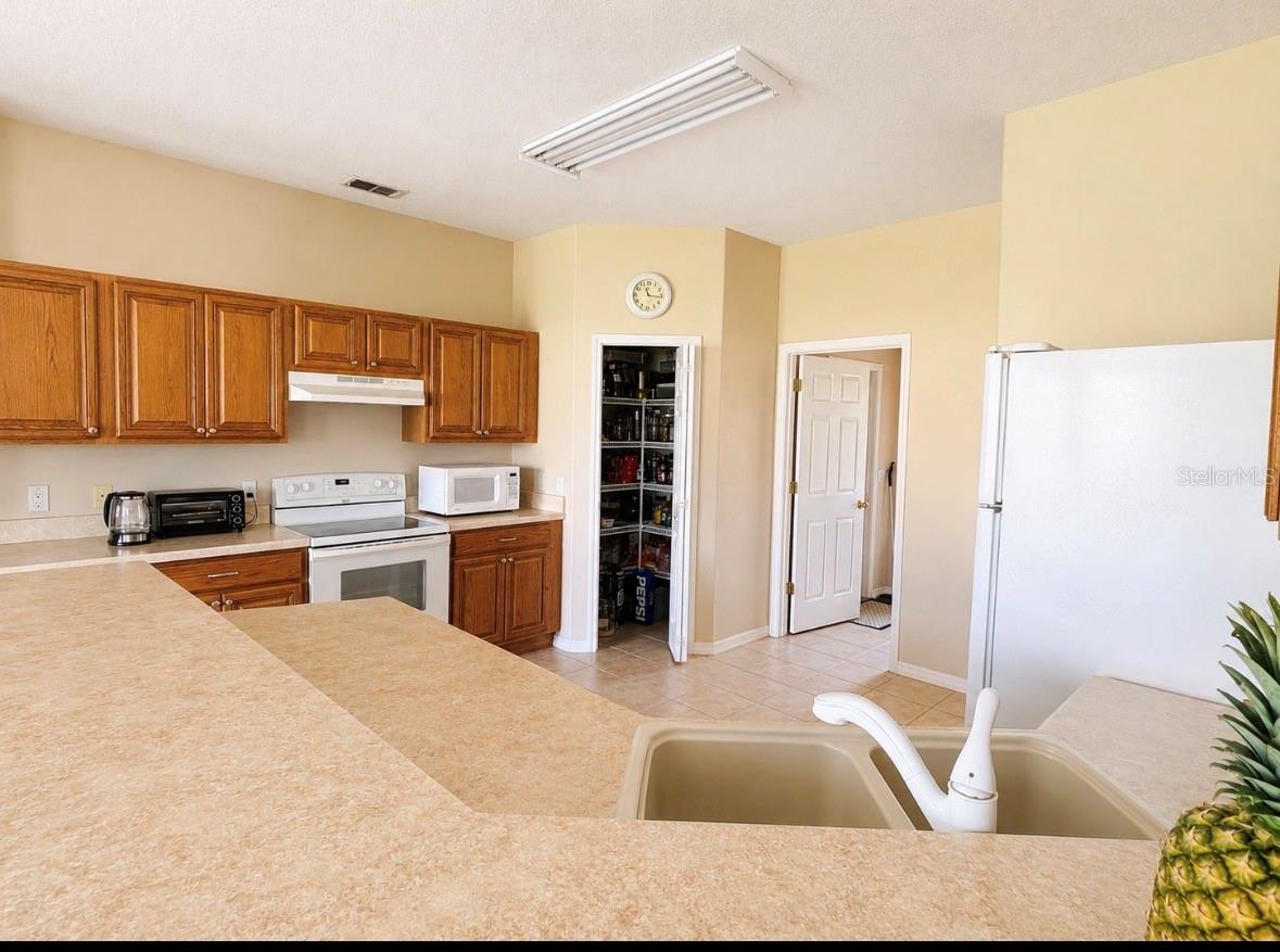 BELLALAGO PH 3 - Residential