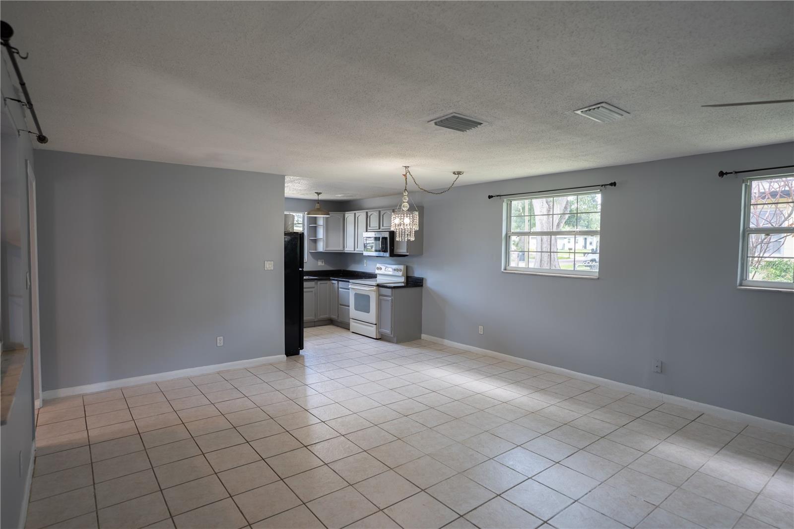 PLANTATION ESTATES UNIT 1 - Residential