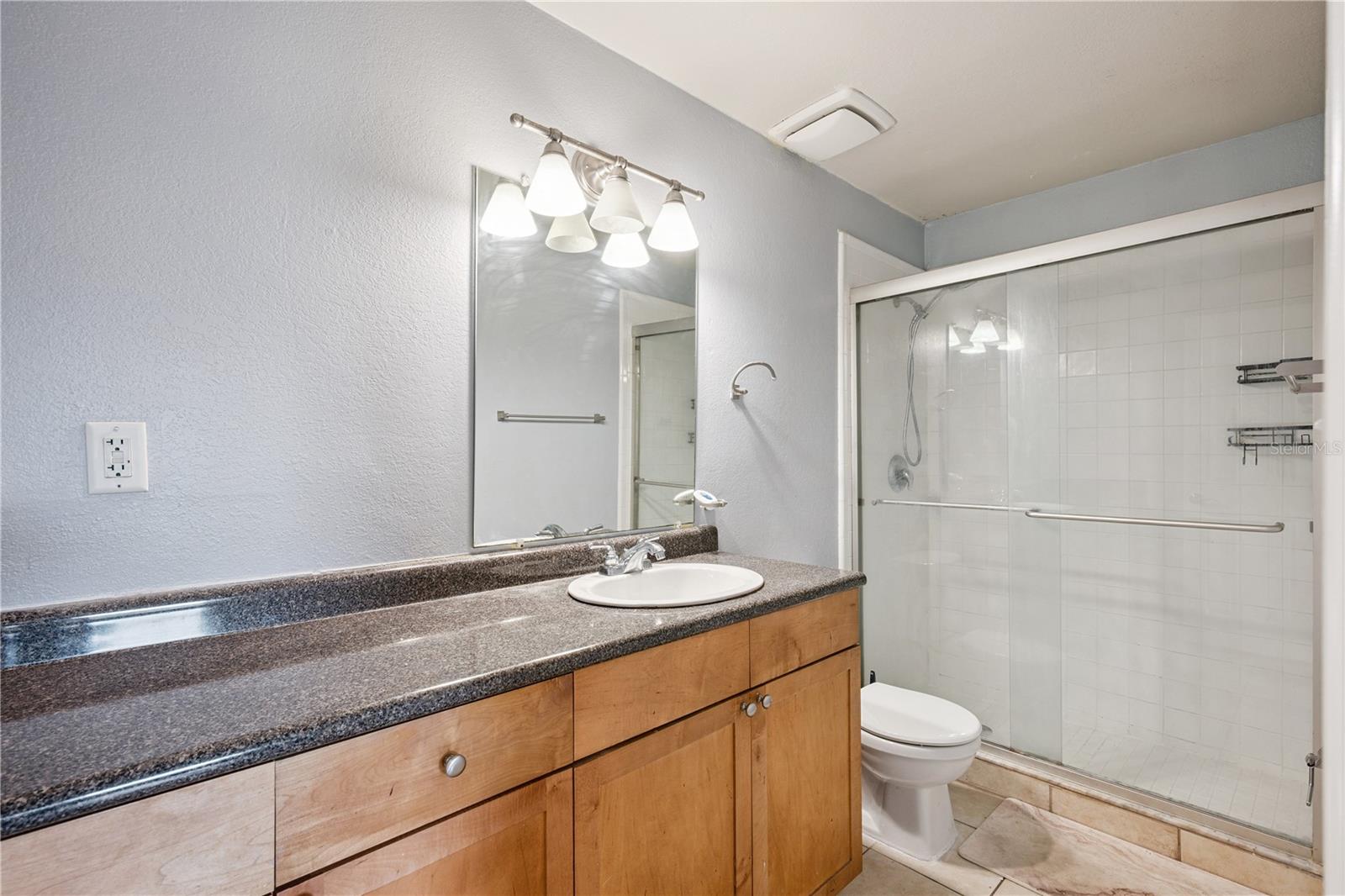 STRATFORD A WINTER PARK CONDO - Residential