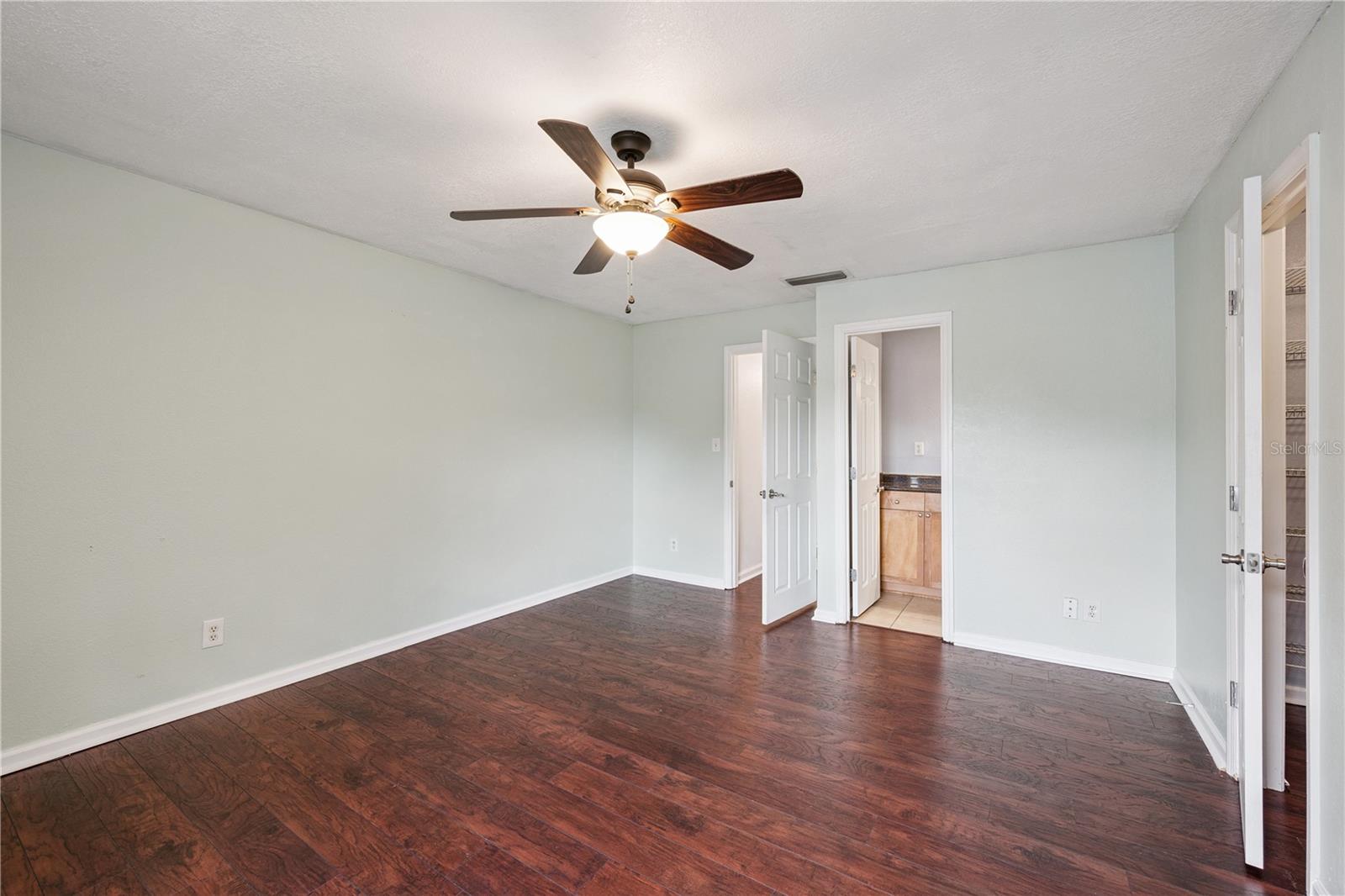 STRATFORD A WINTER PARK CONDO - Residential