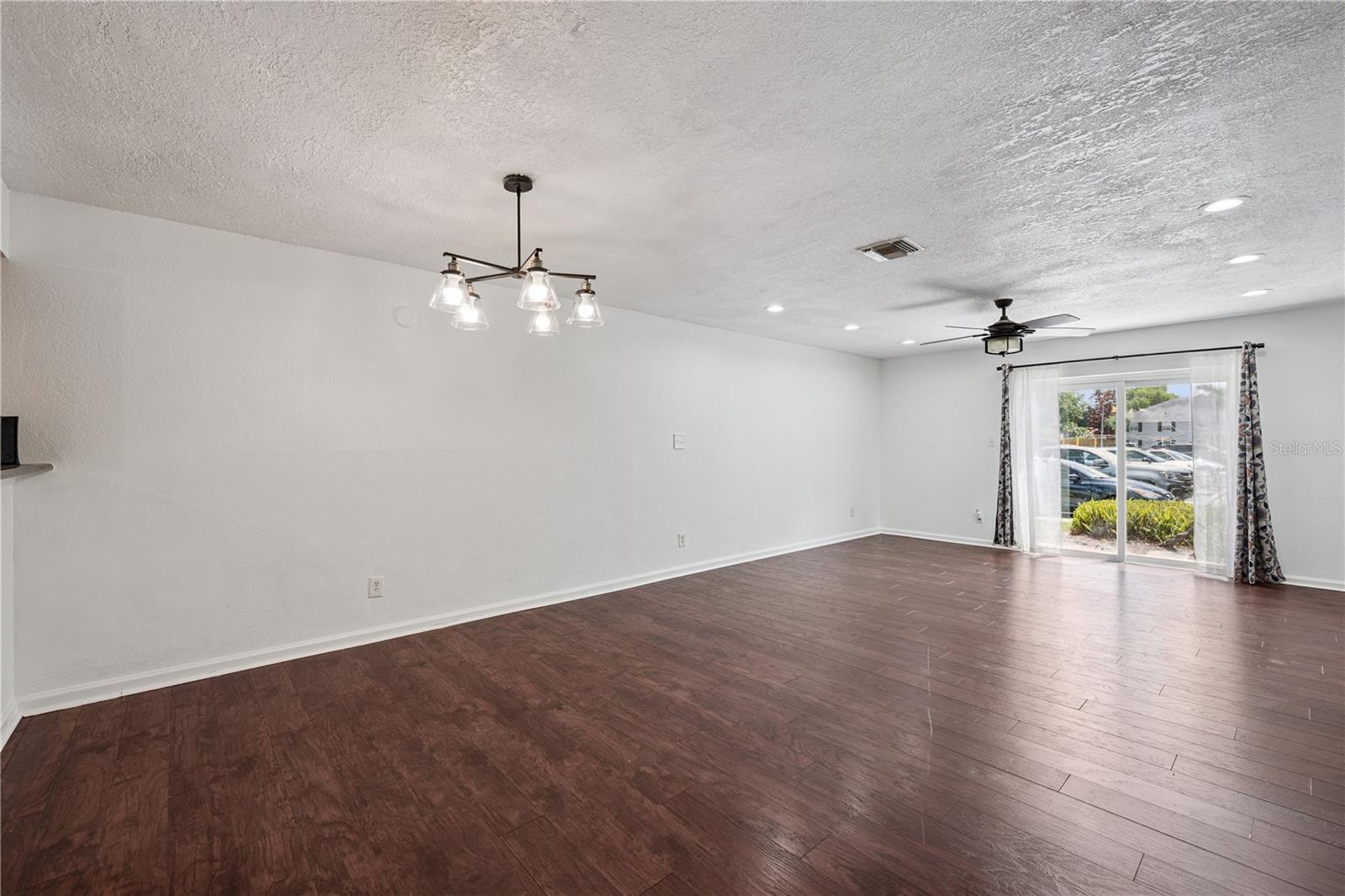 STRATFORD A WINTER PARK CONDO - Residential